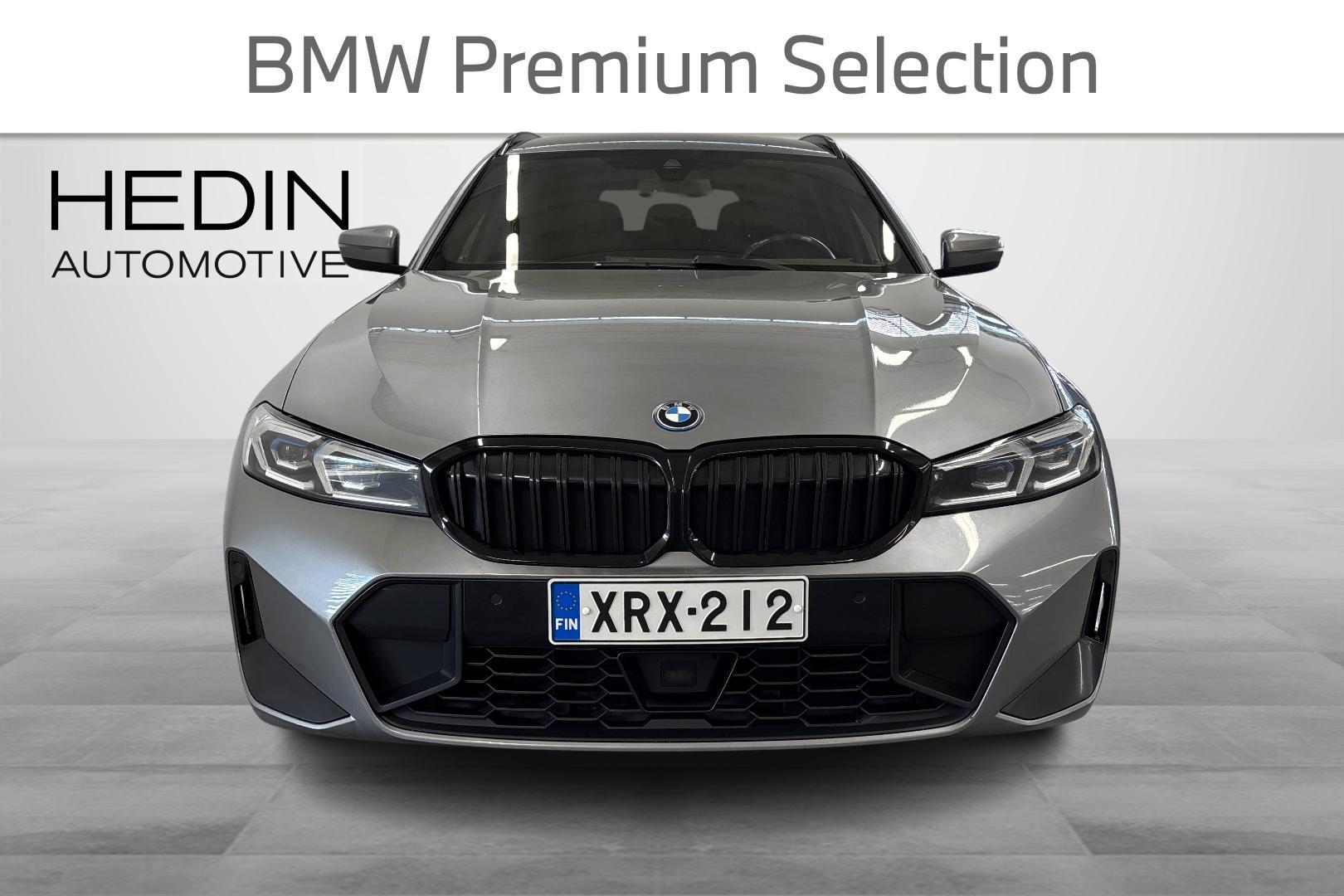 BMW 330 2024