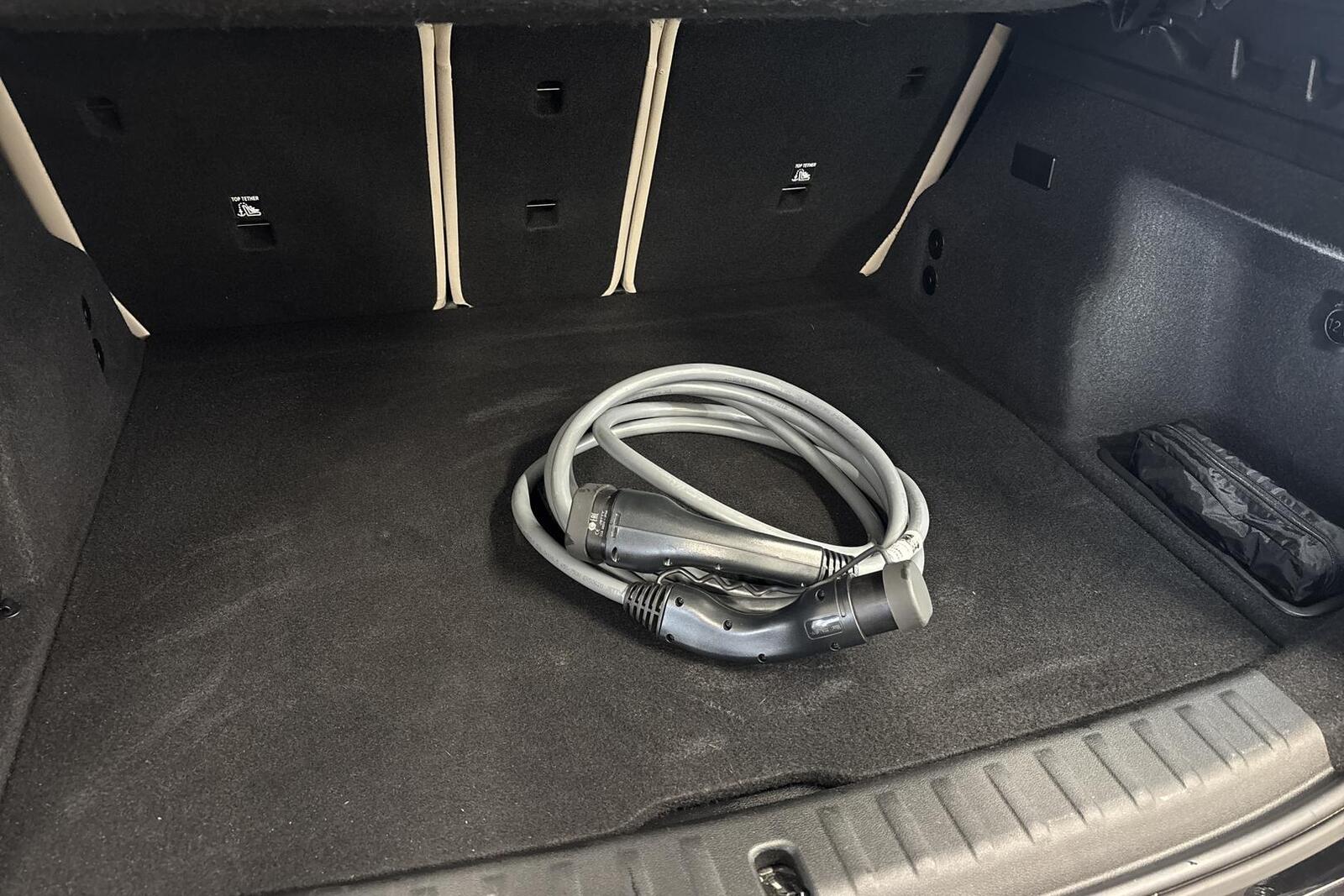 BMW iX1 2024