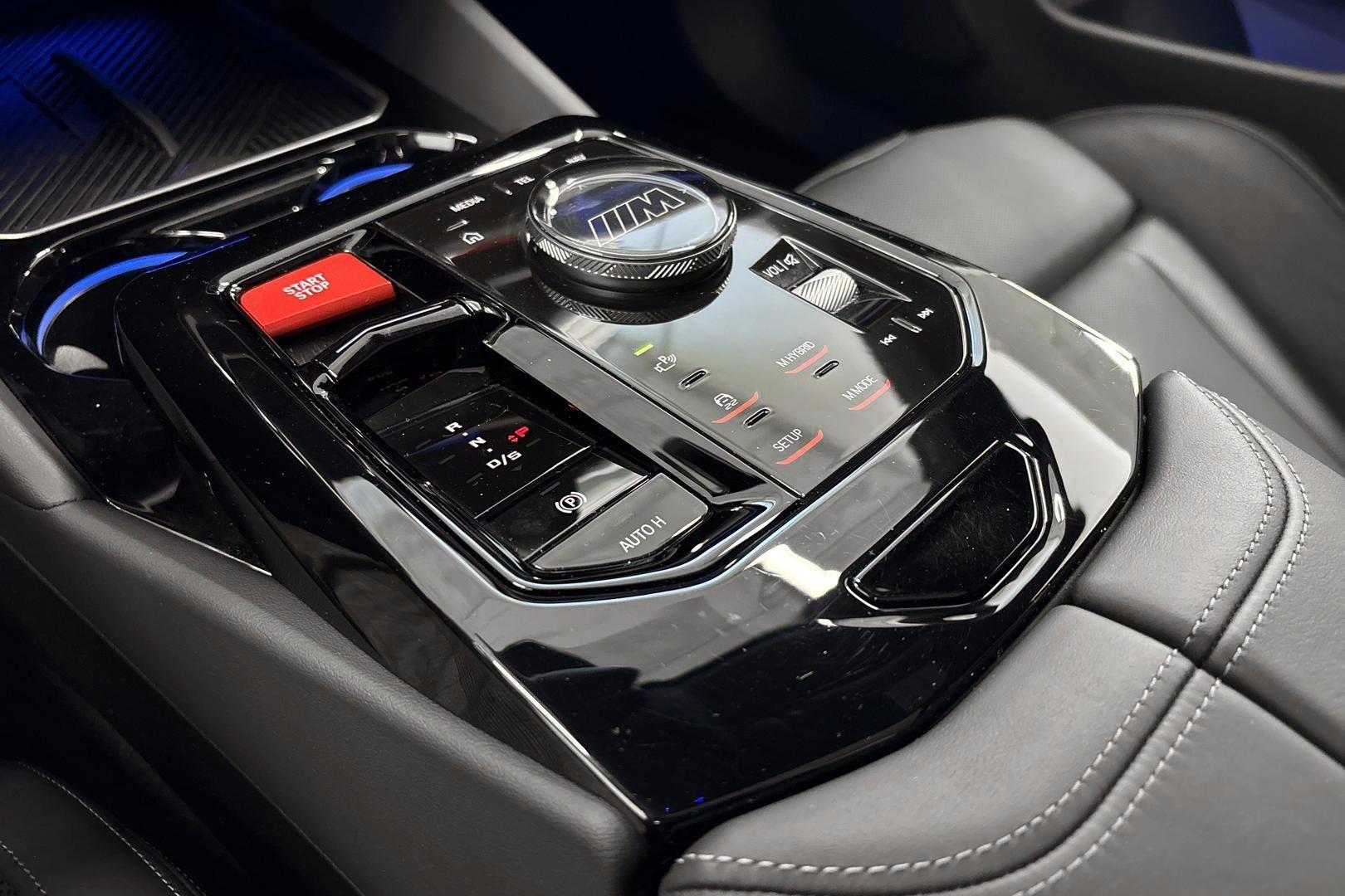 BMW M5 2025