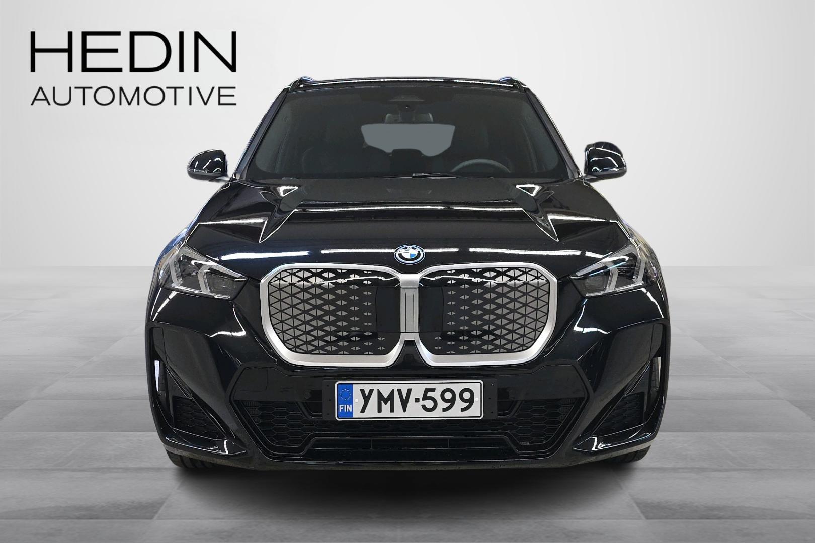 BMW iX1 2026
