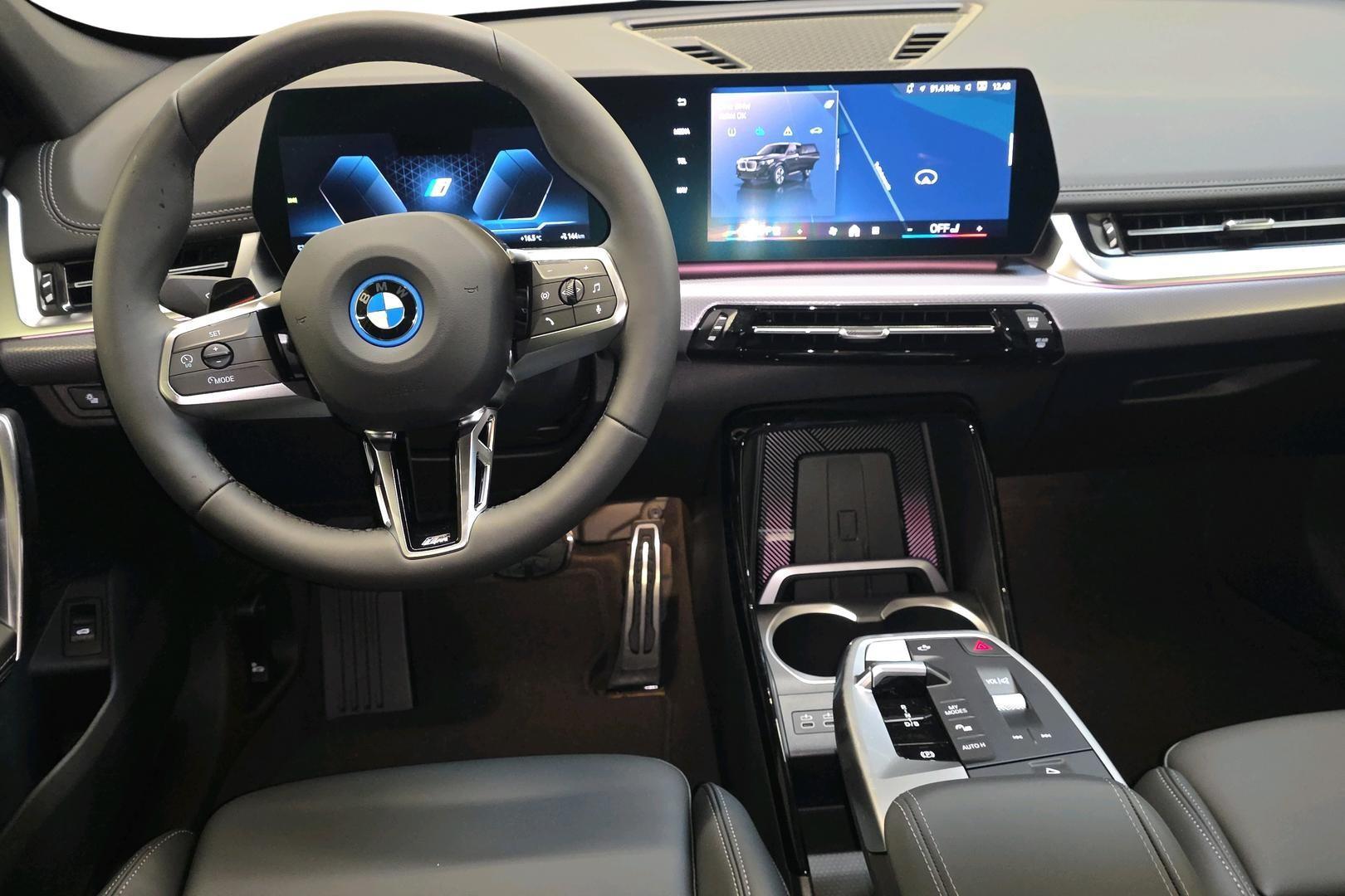 BMW iX1 2026
