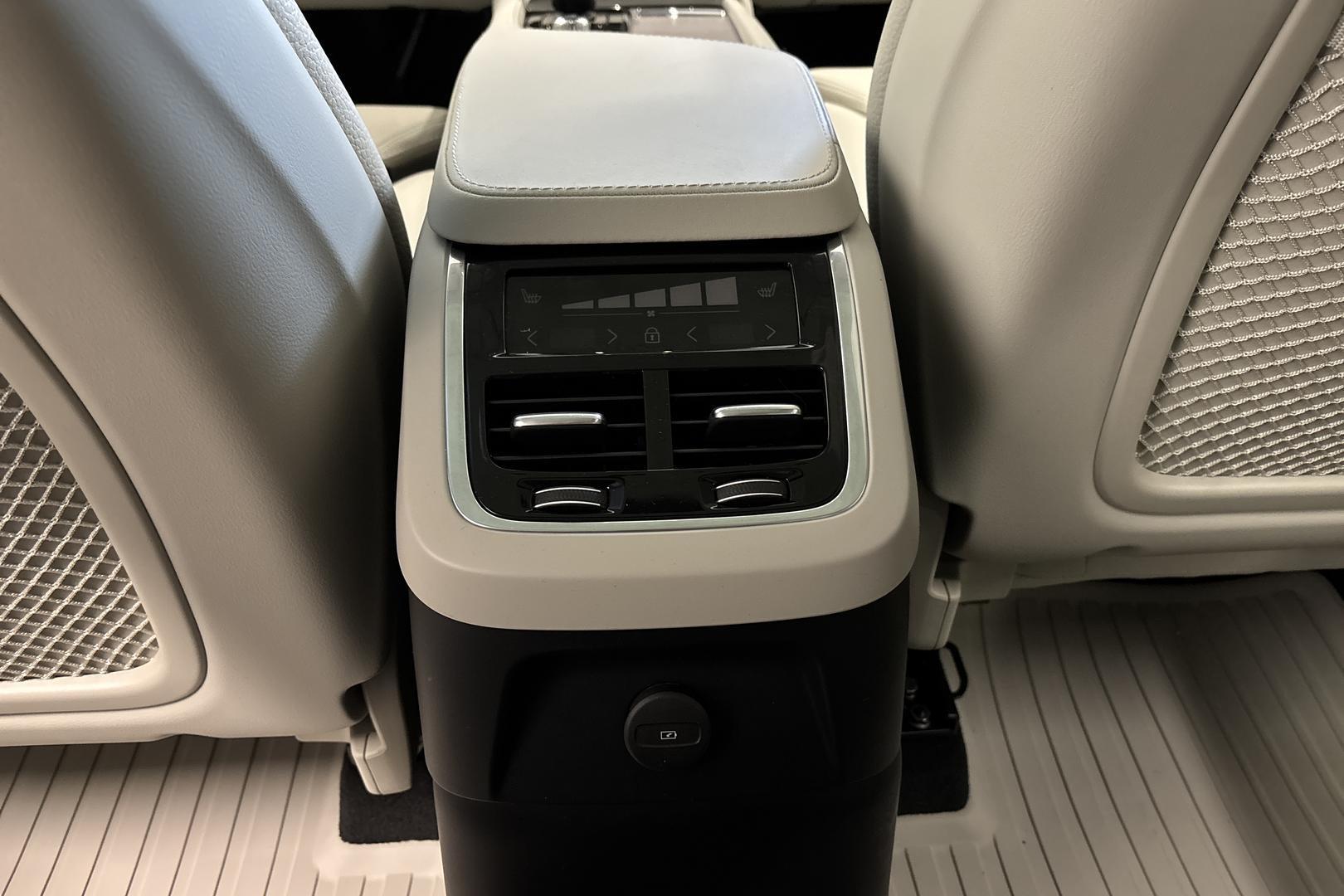 Volvo XC90 2024