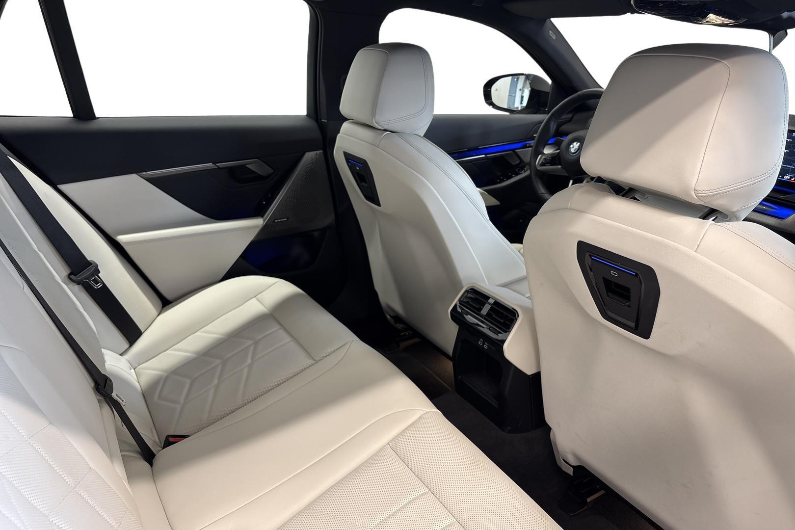 BMW 530 12