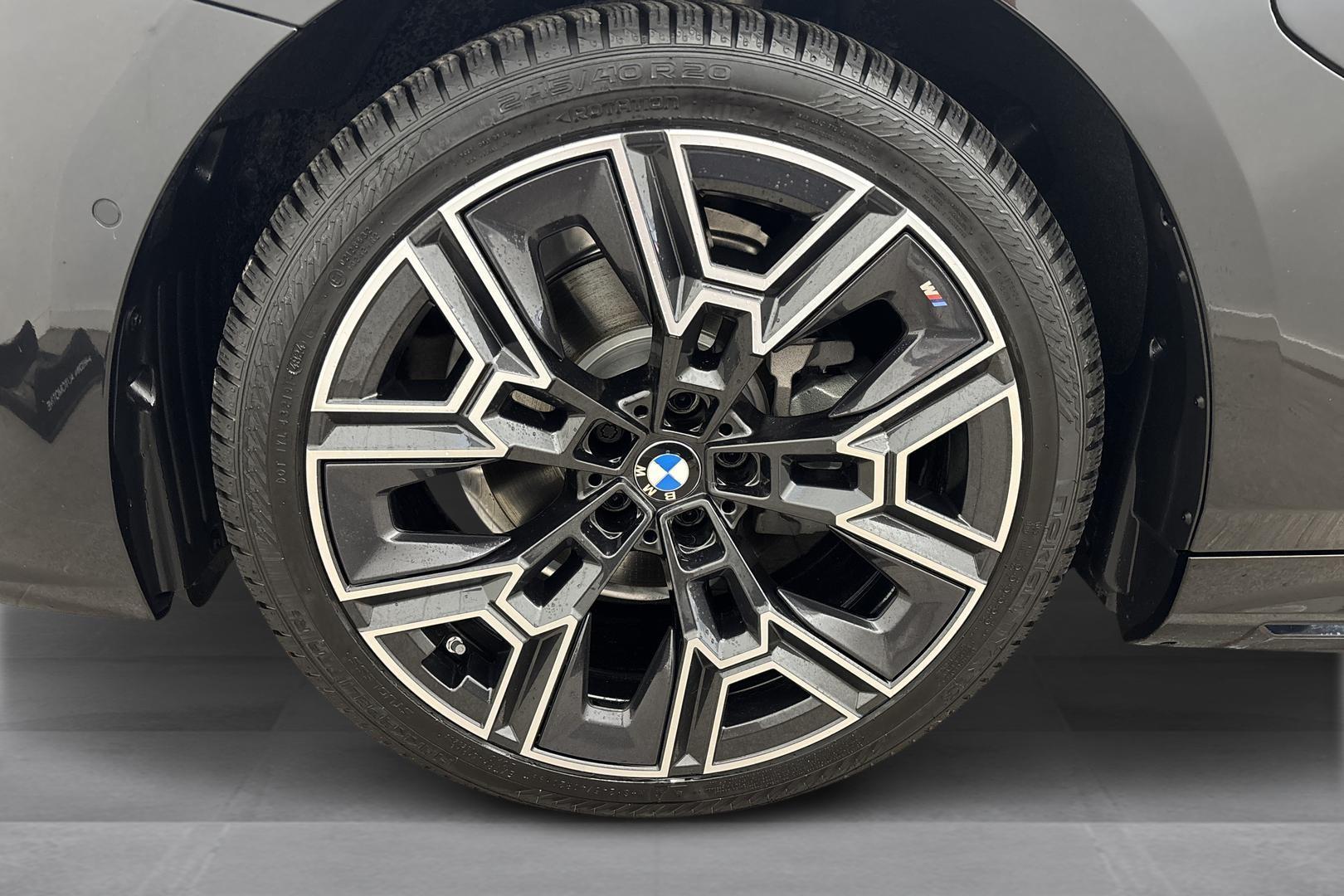 BMW 530 27