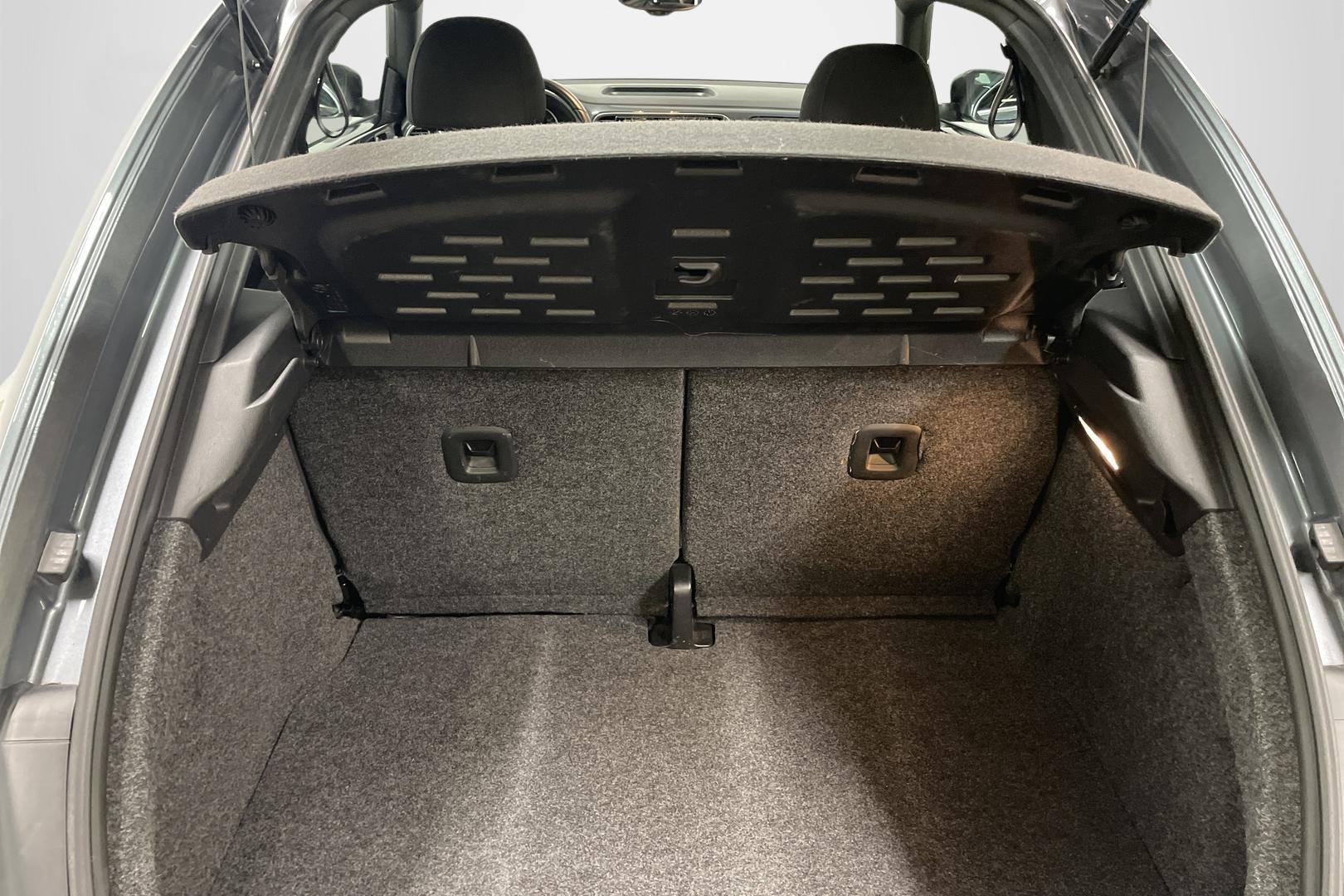 Volkswagen Beetle 2012