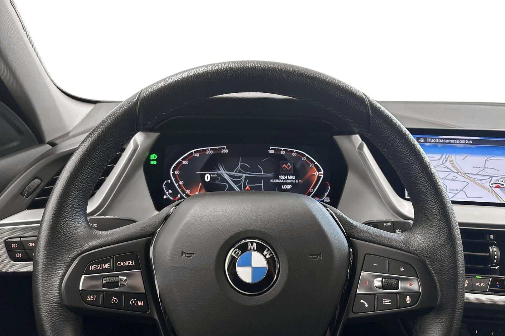 BMW 118 2023