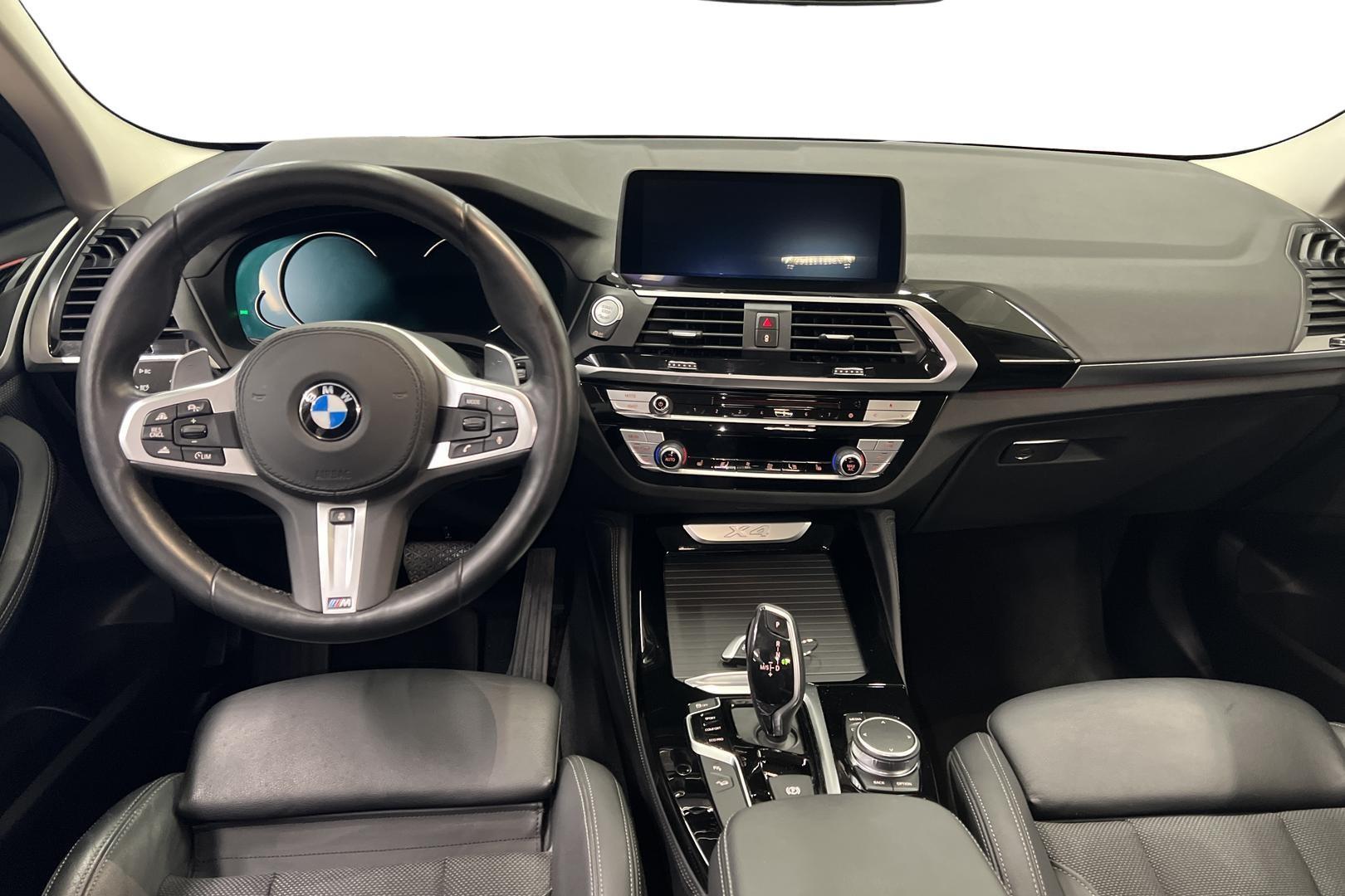 BMW X4 8