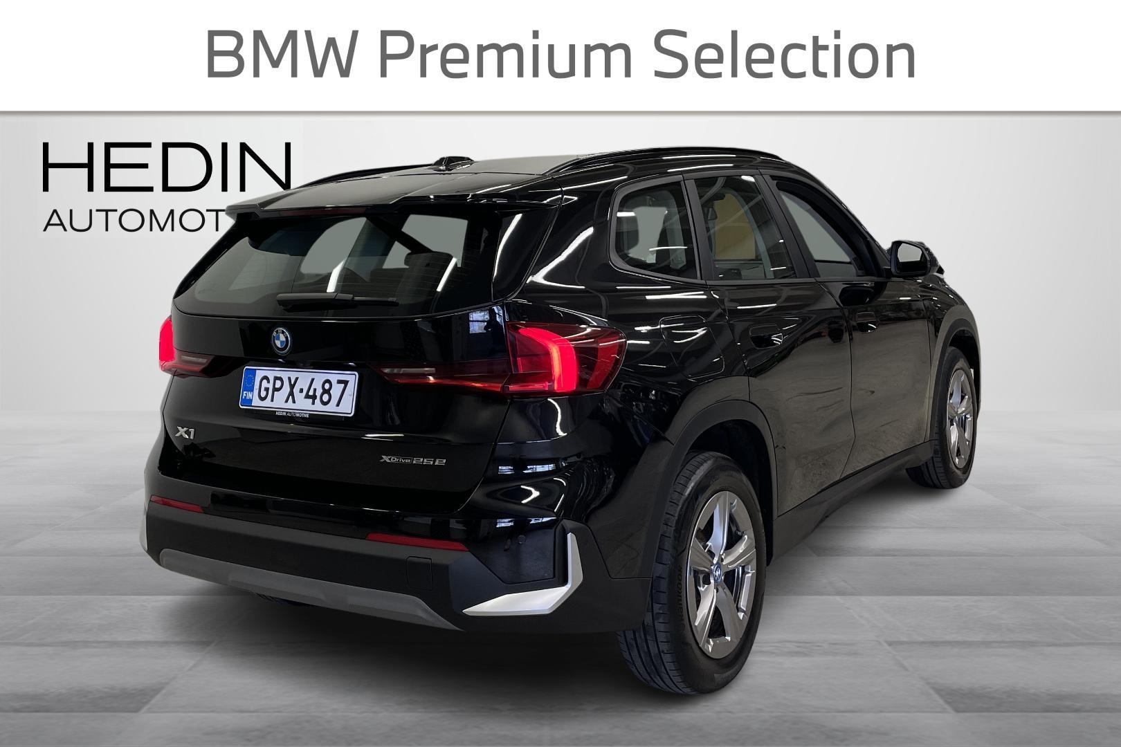 BMW X1 3