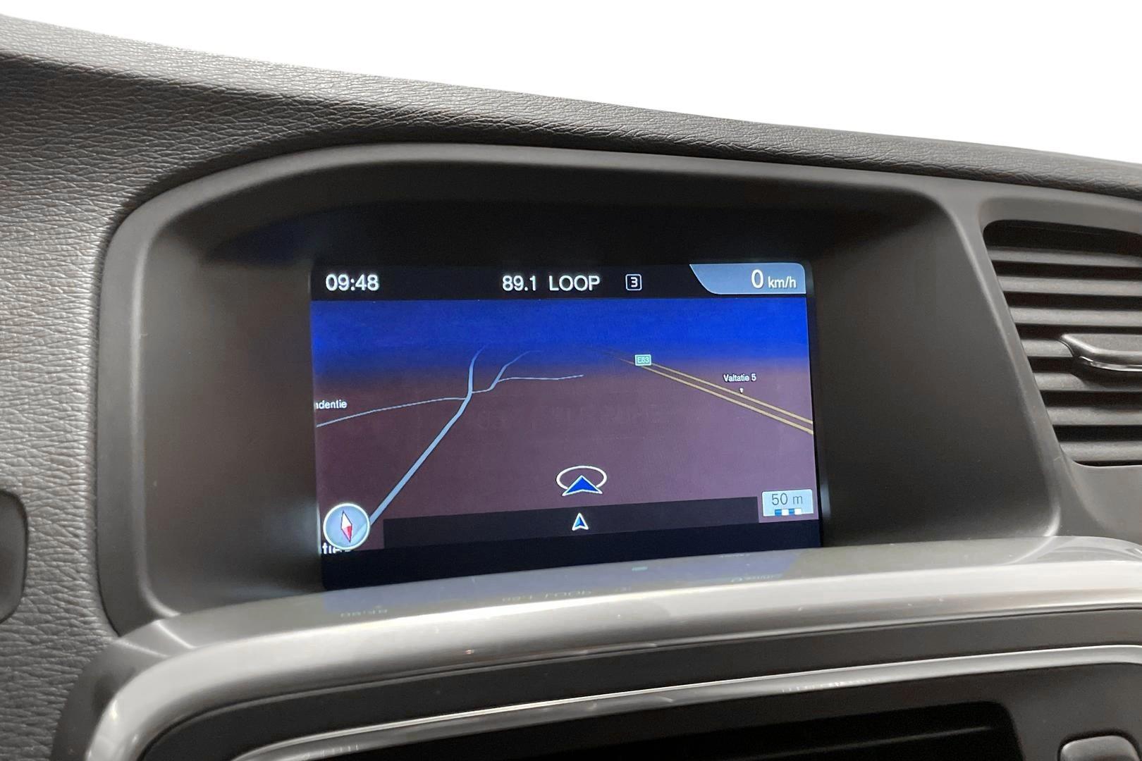 Volvo V60 29