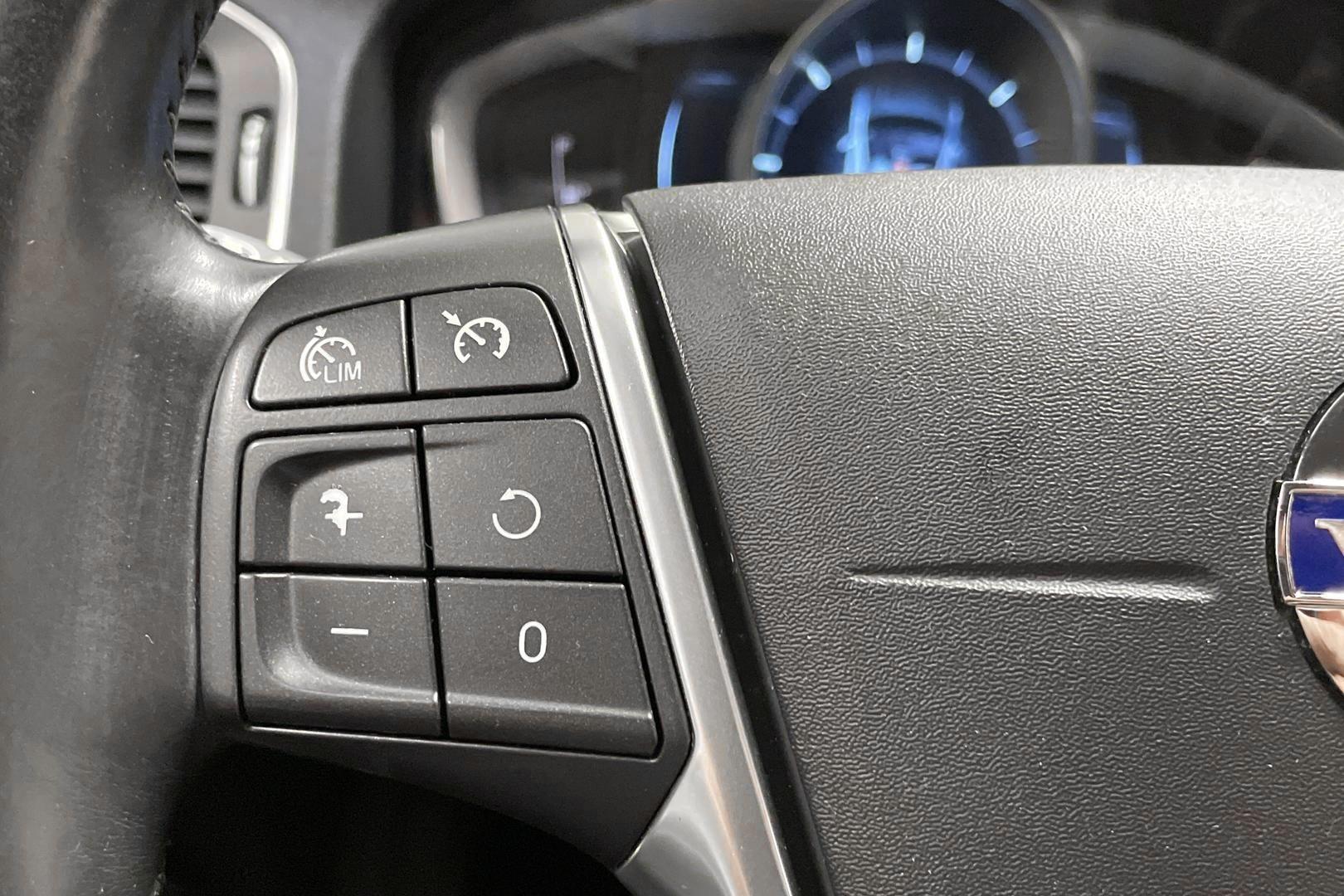 Volvo V60 35