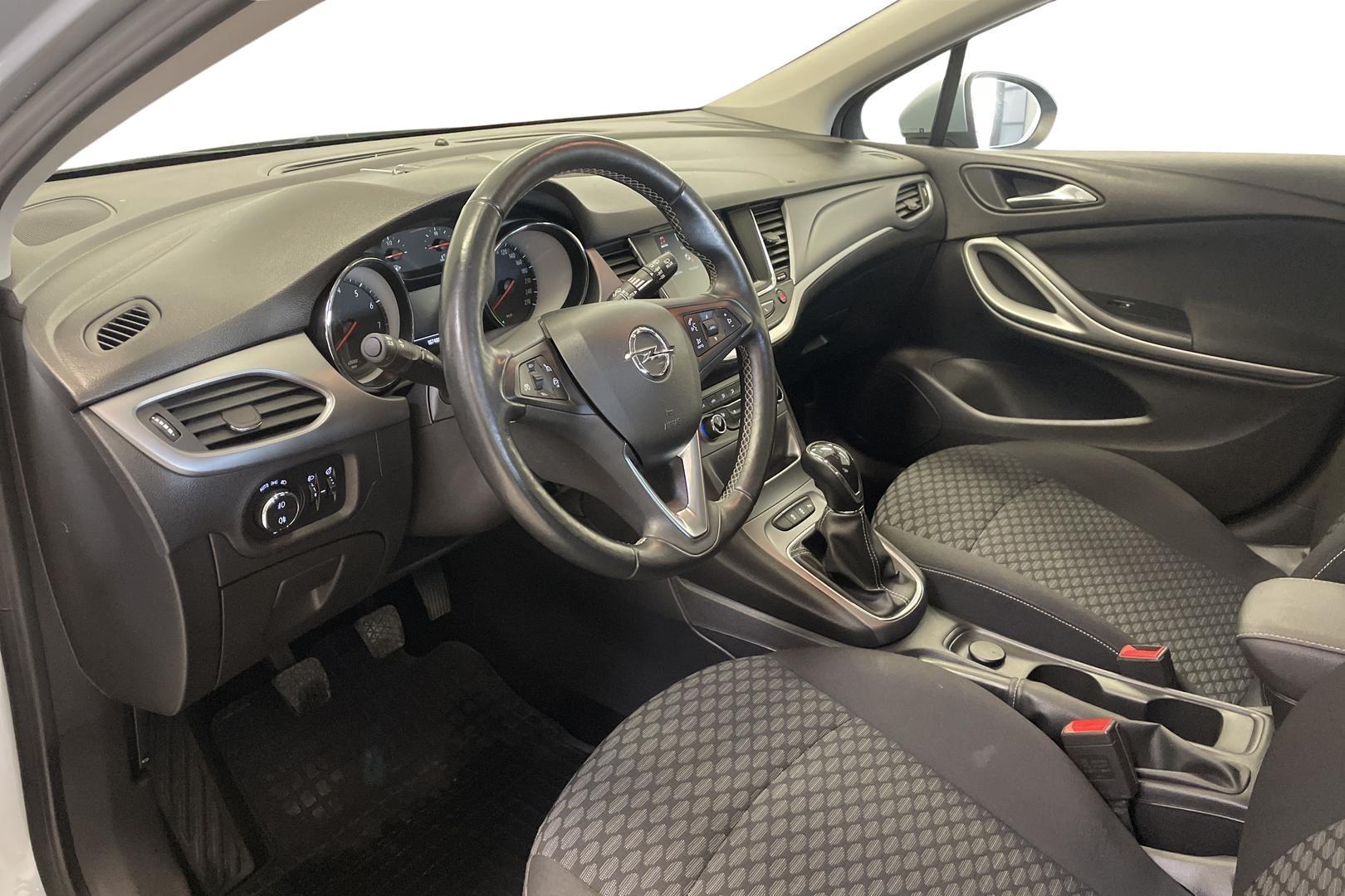 Opel Astra 10