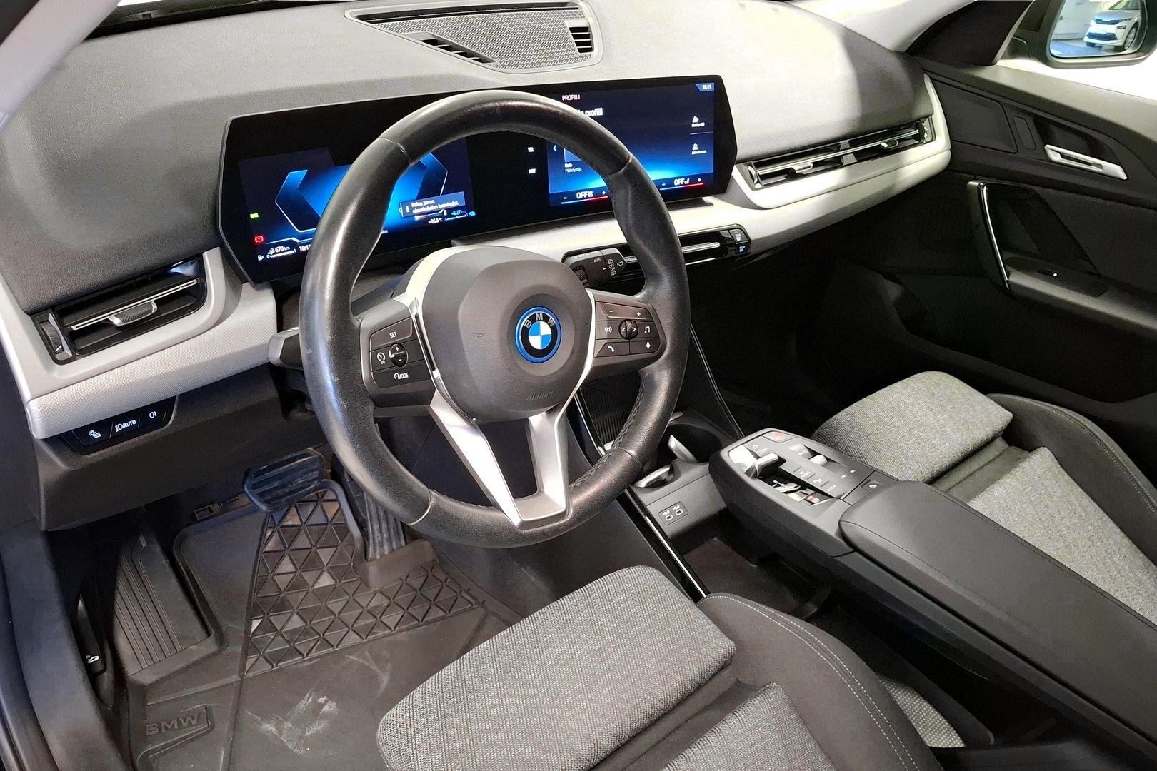 BMW X1 11