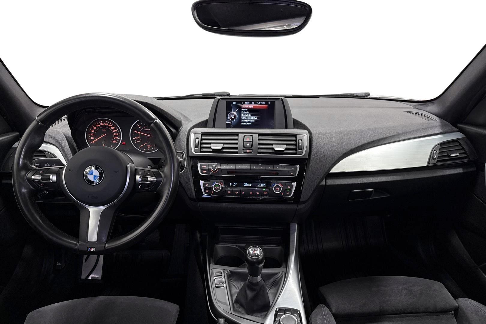 BMW 118 2016
