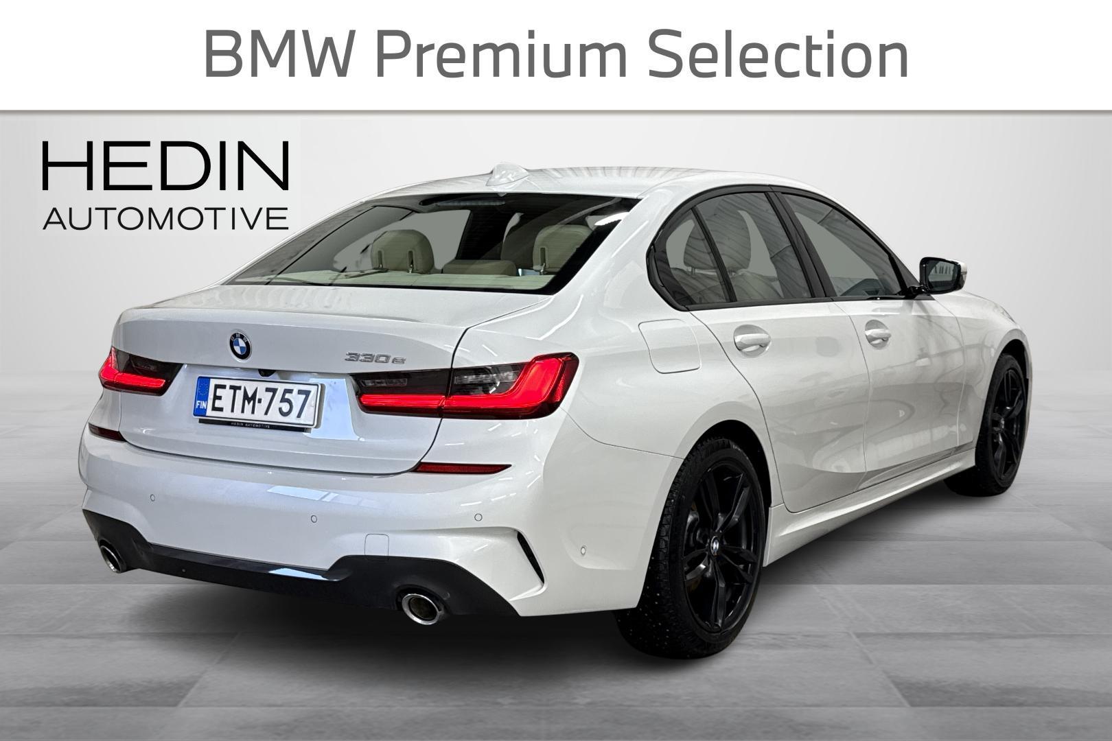 BMW 330 2019