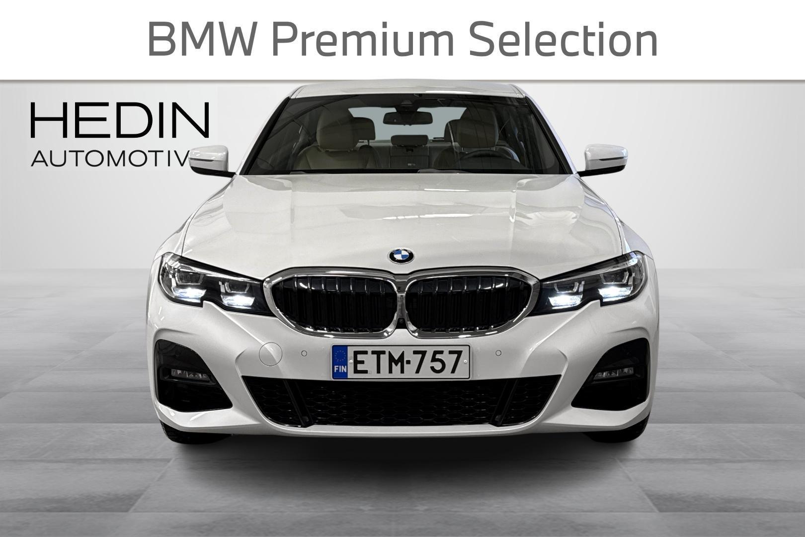 BMW 330 2019