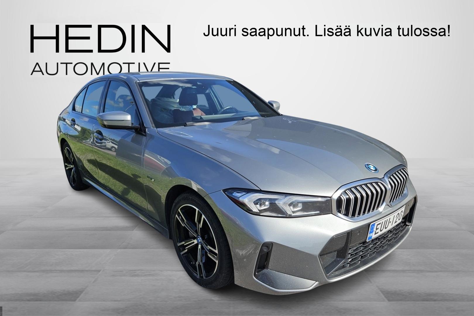 BMW 330 2023