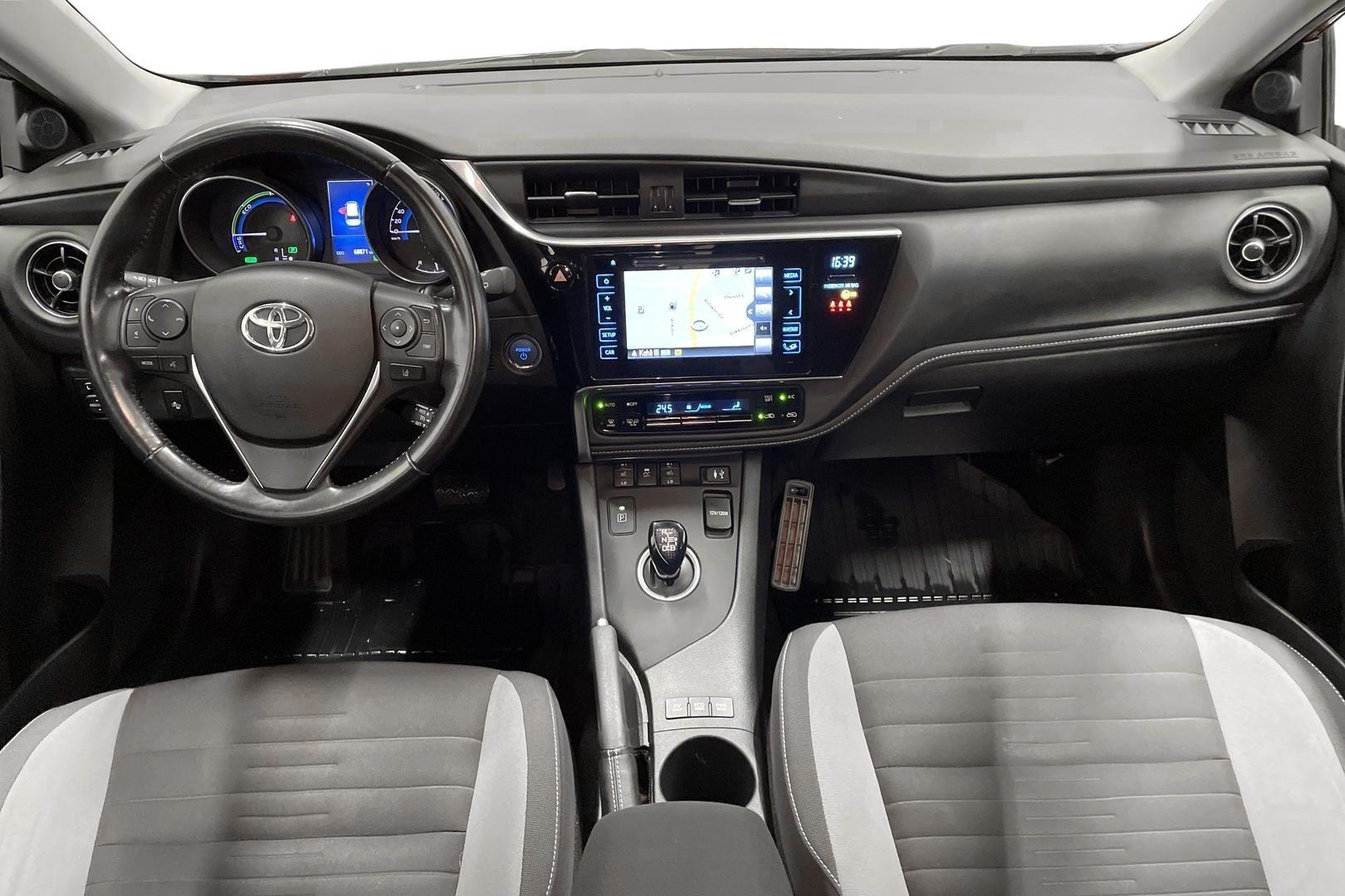 Toyota Auris 2017