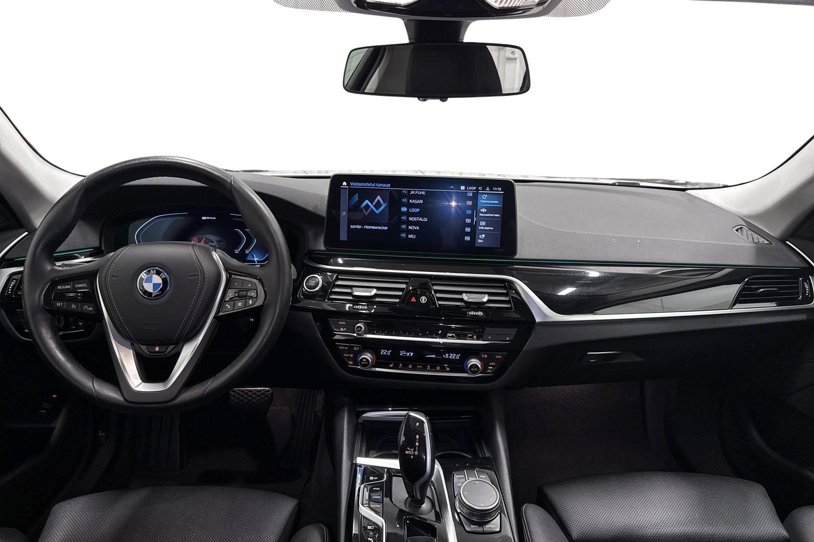 BMW 530 2022