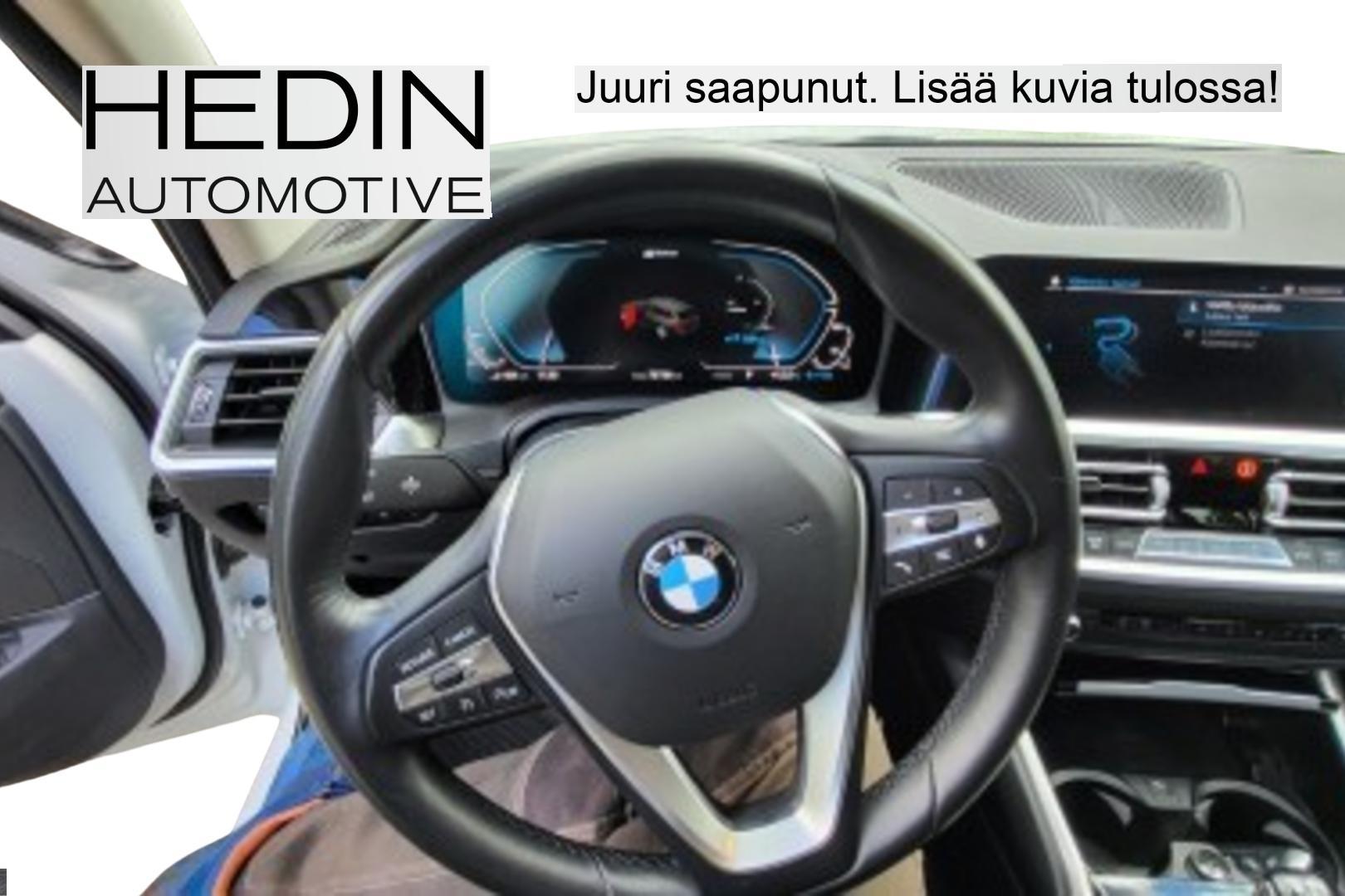 BMW 330 2021