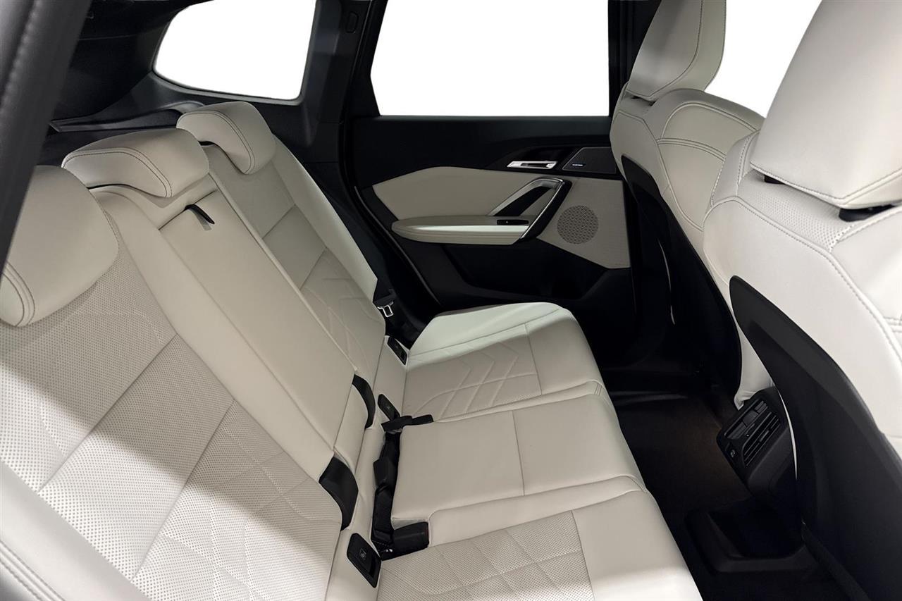 BMW iX1 2026