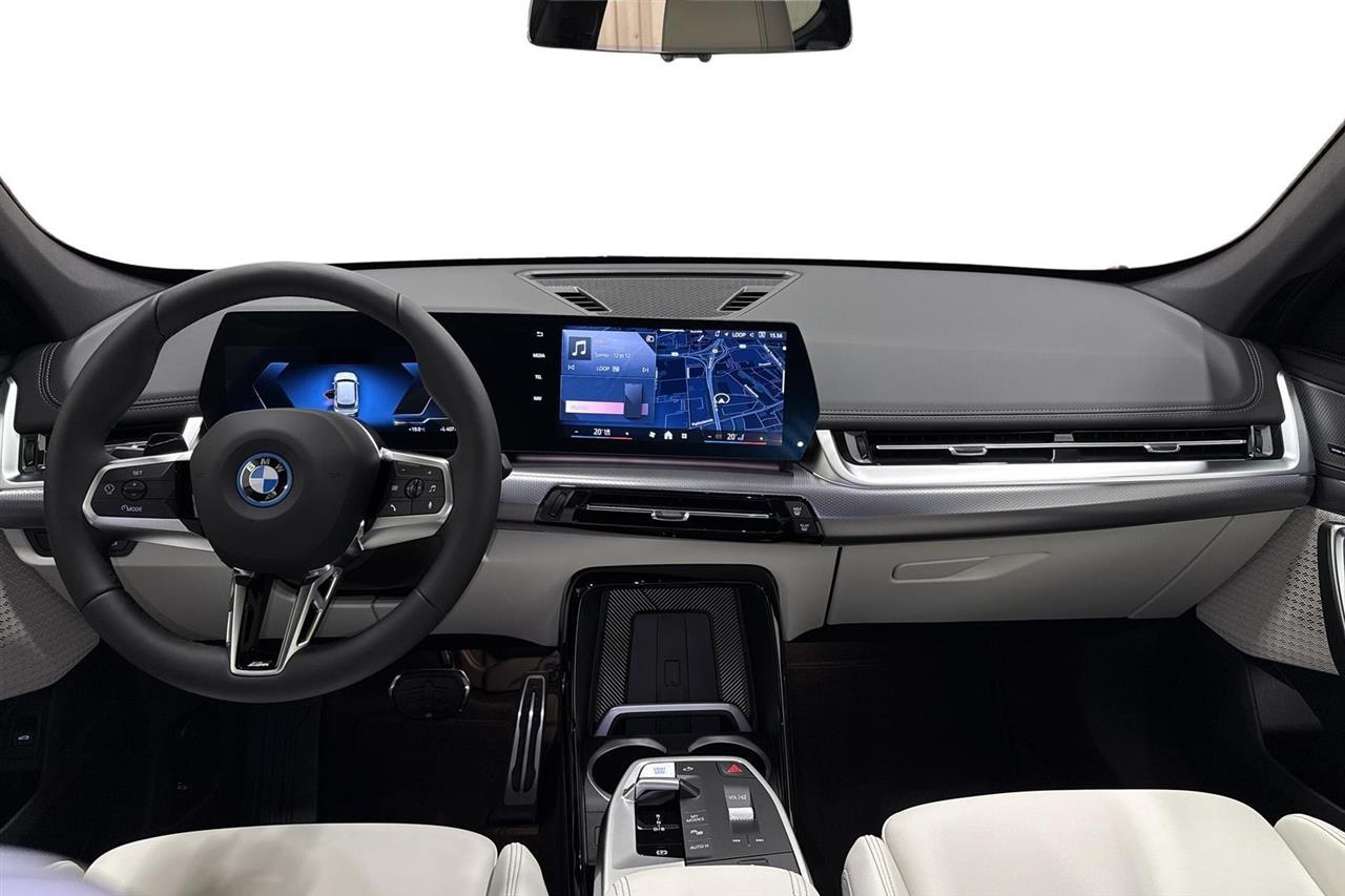 BMW iX1 2026