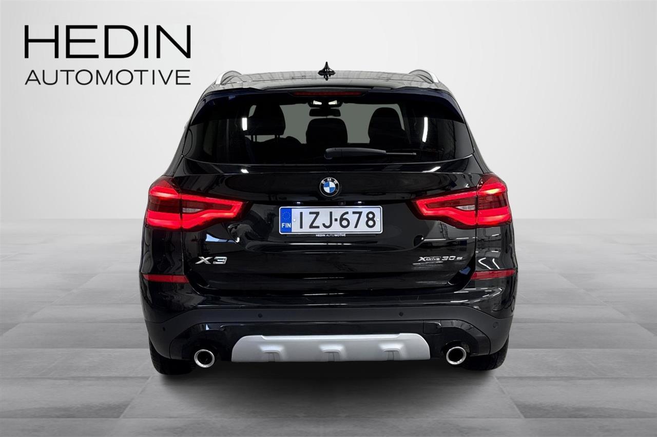 BMW X3 2021