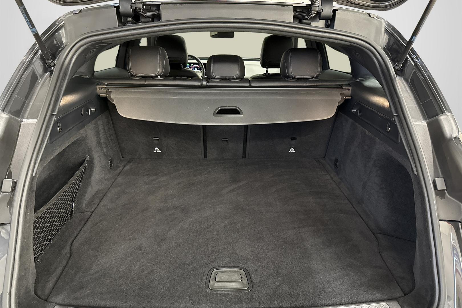Mercedes-Benz EQC 2021