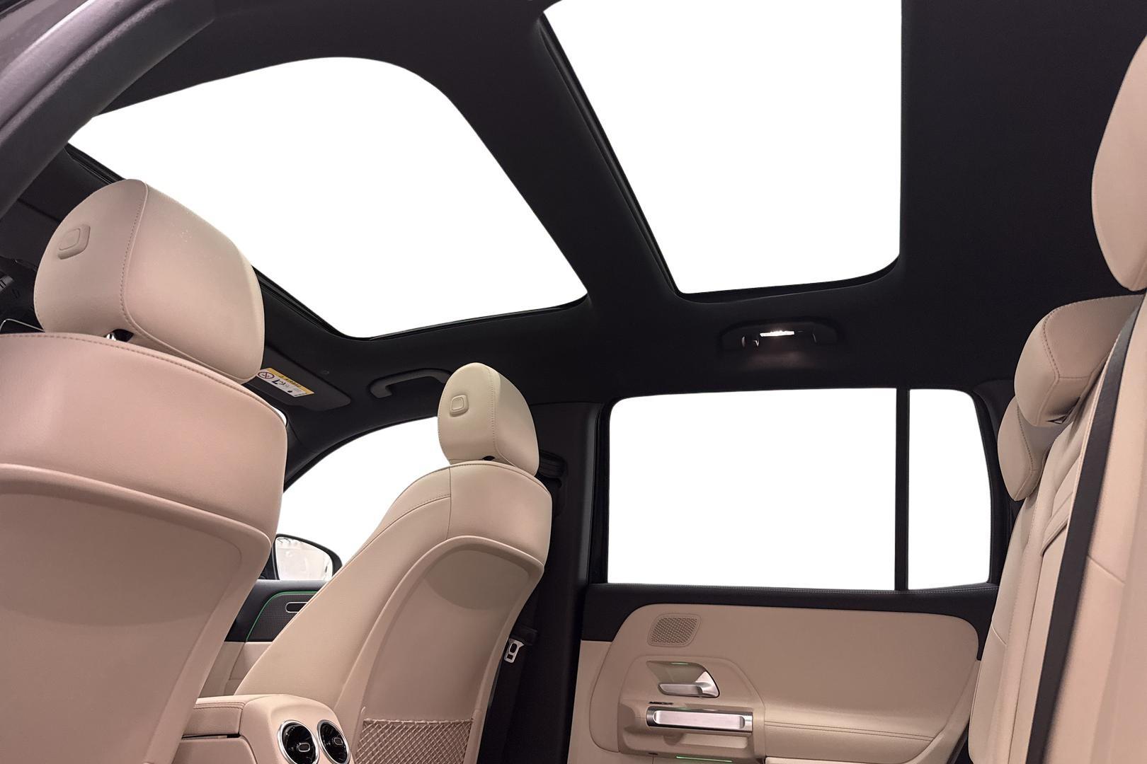MERCEDES-BENZ EQB 2022