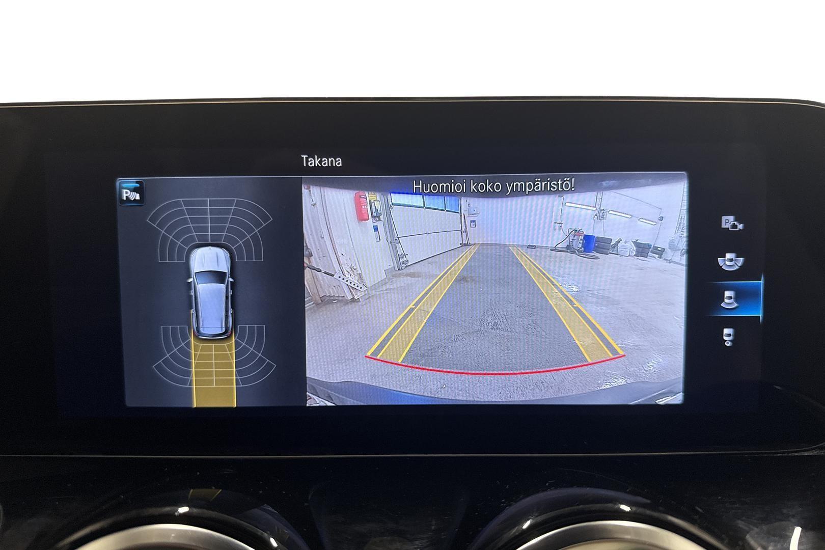 MERCEDES-BENZ EQB 2022