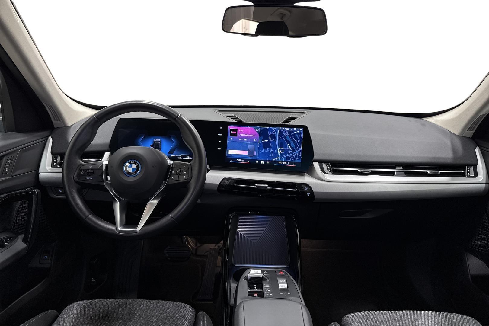 BMW X1 11