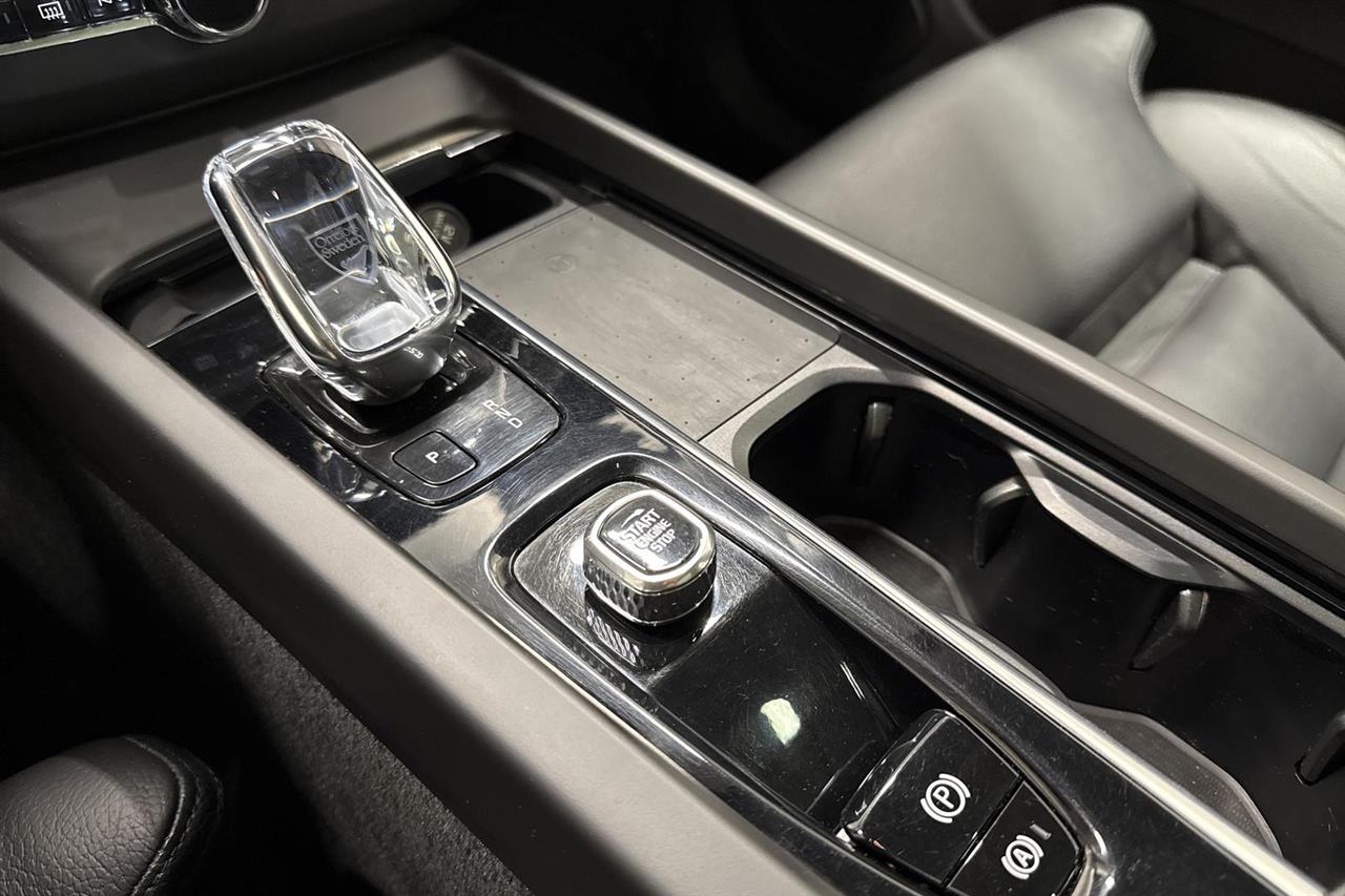 Volvo XC60 2022