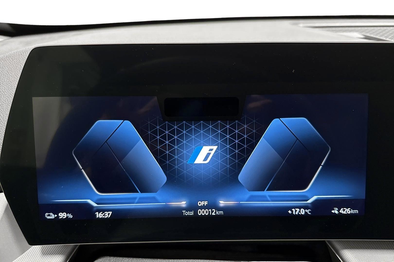 BMW iX1 18