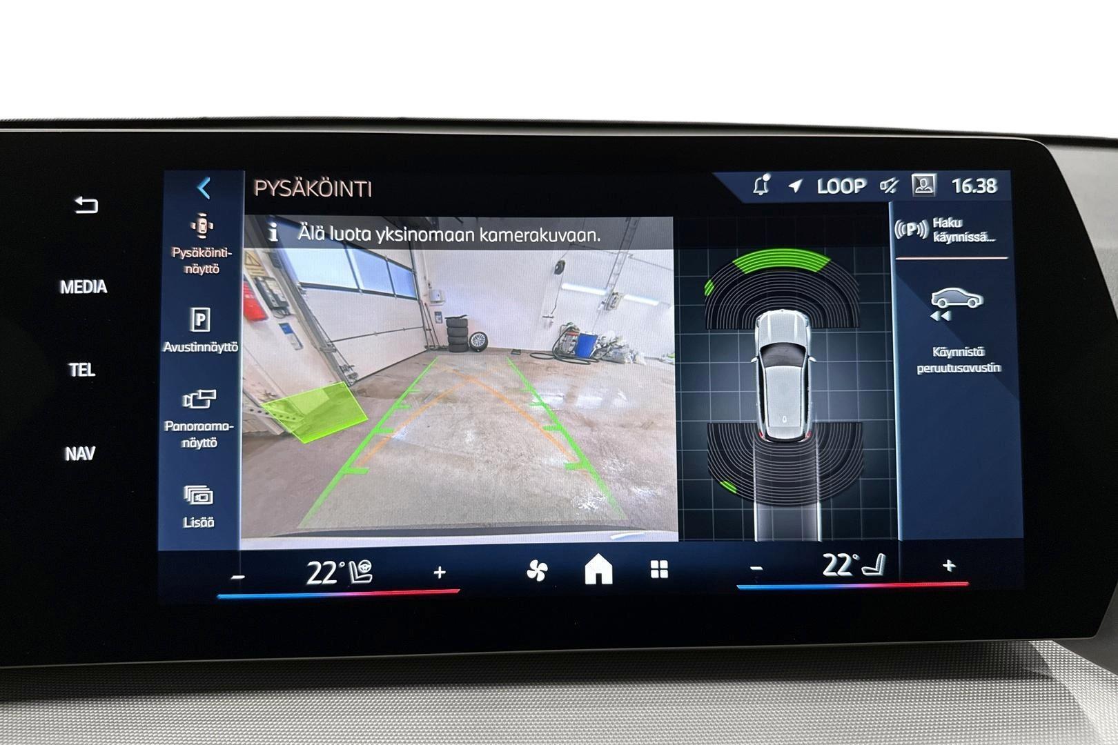 BMW iX1 24