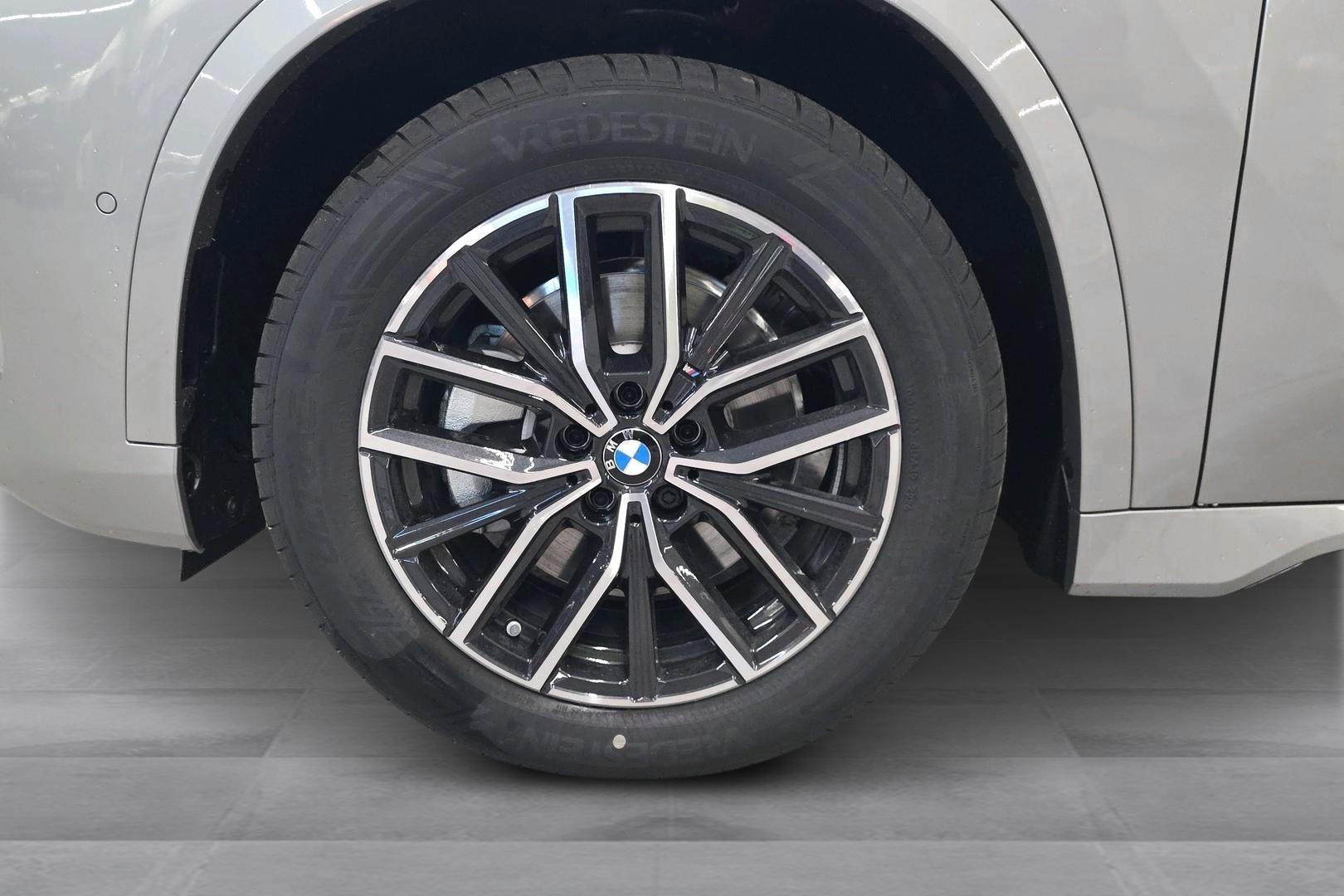 BMW iX1 20