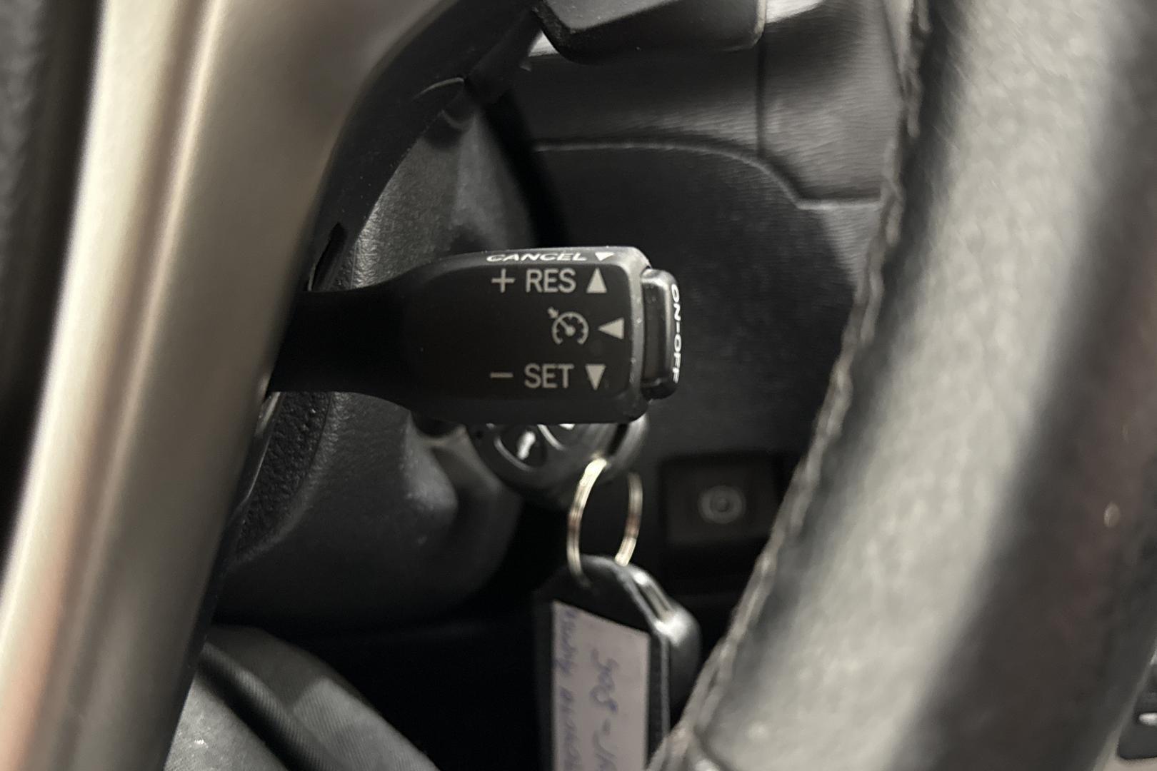 Toyota Avensis 2011