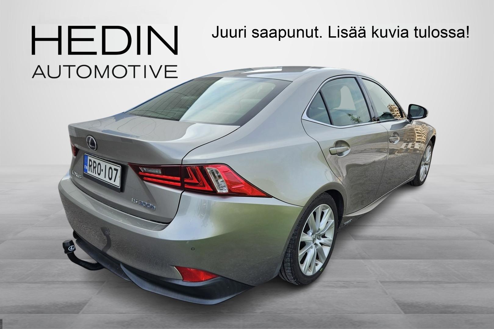 Lexus IS 2013