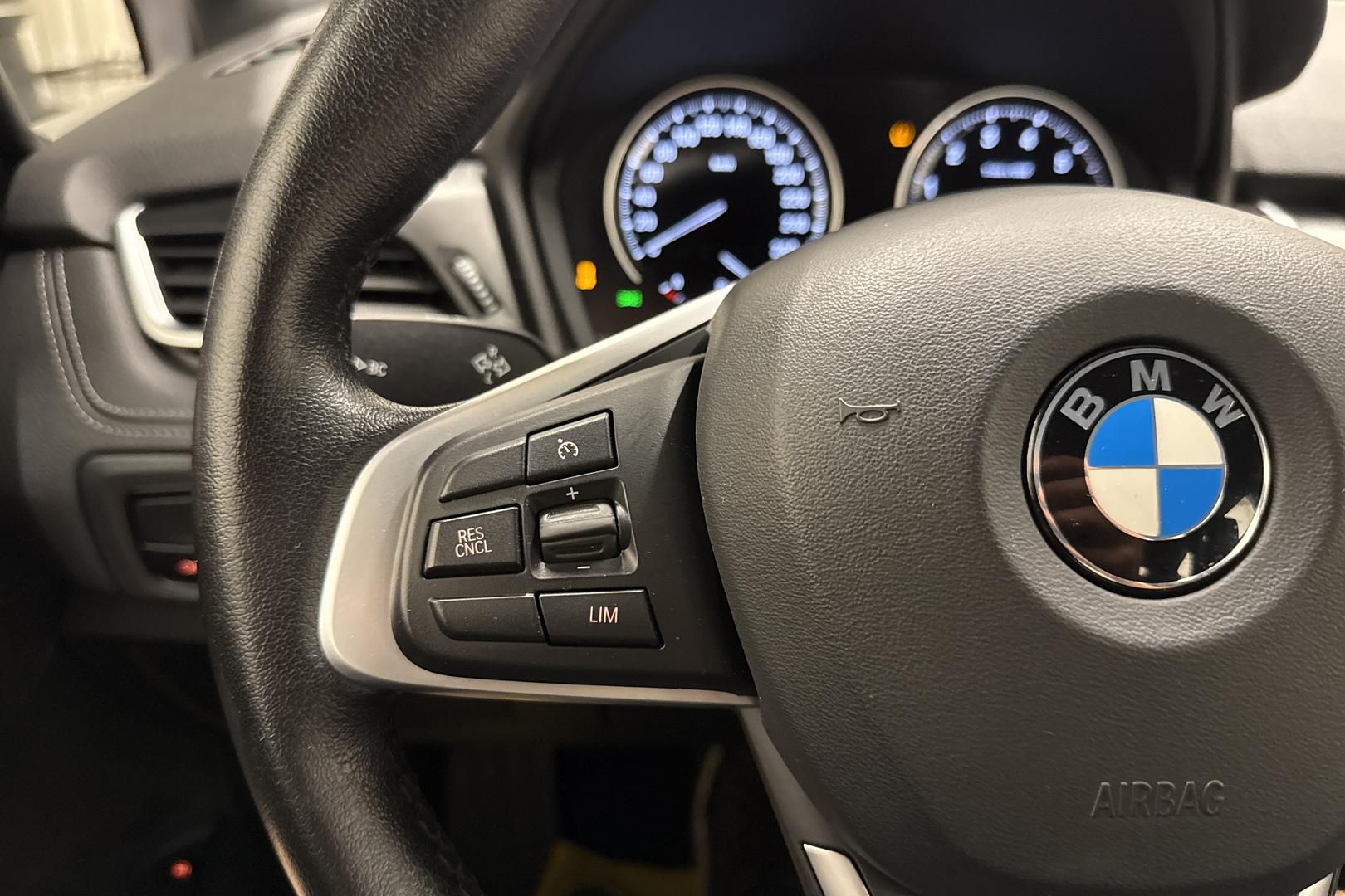 BMW 225 2019