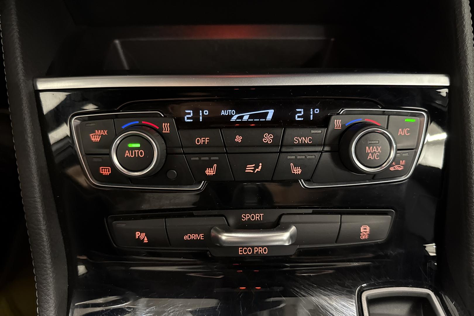 BMW 225 2019