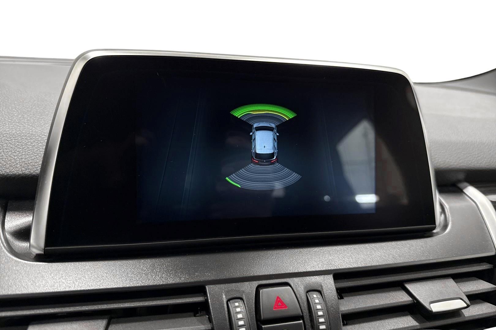BMW 225 2019