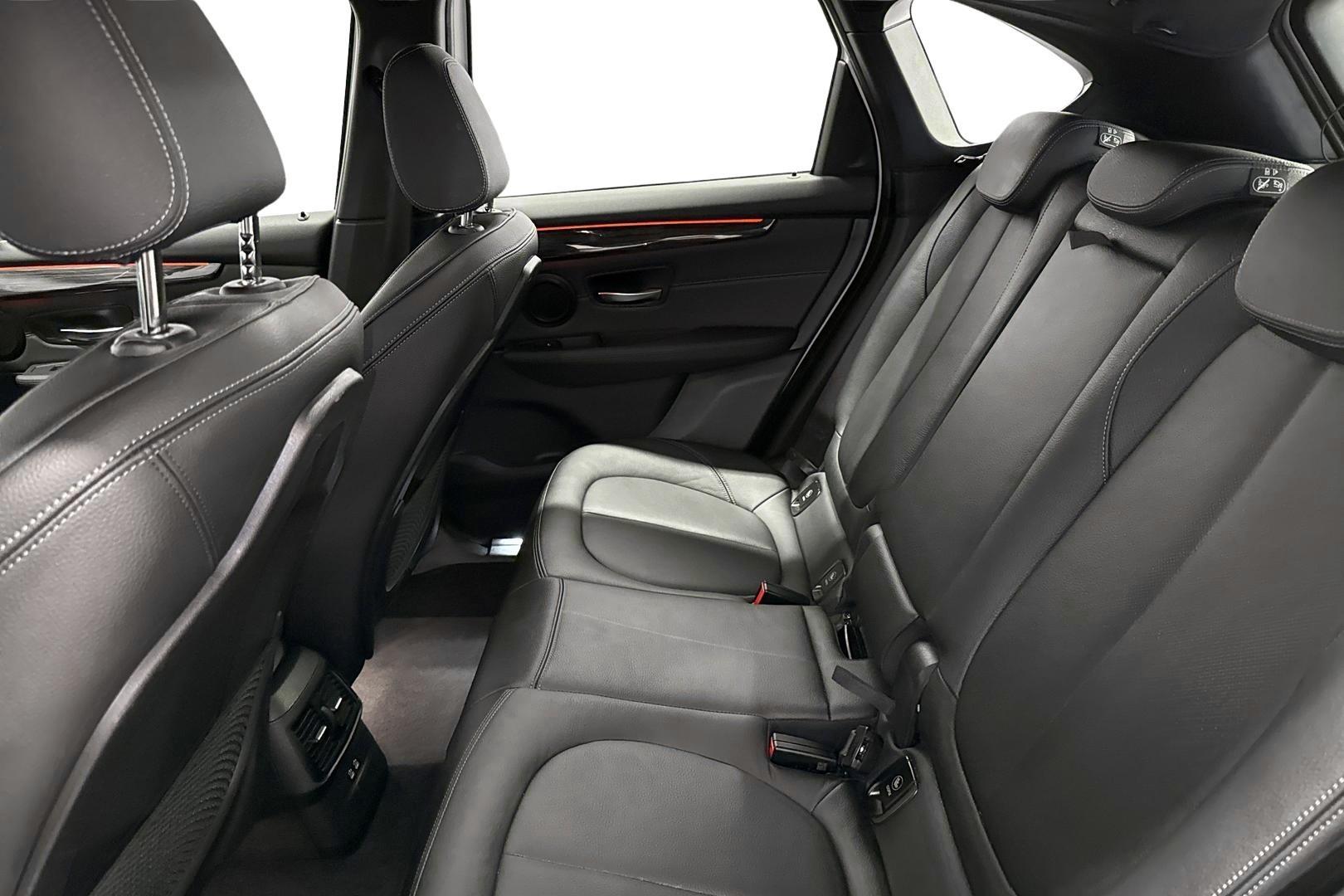 BMW 225 2019