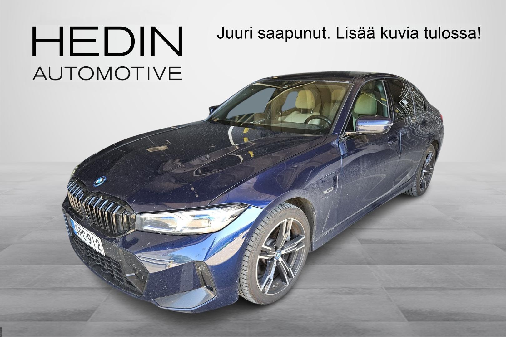 BMW 330 2023
