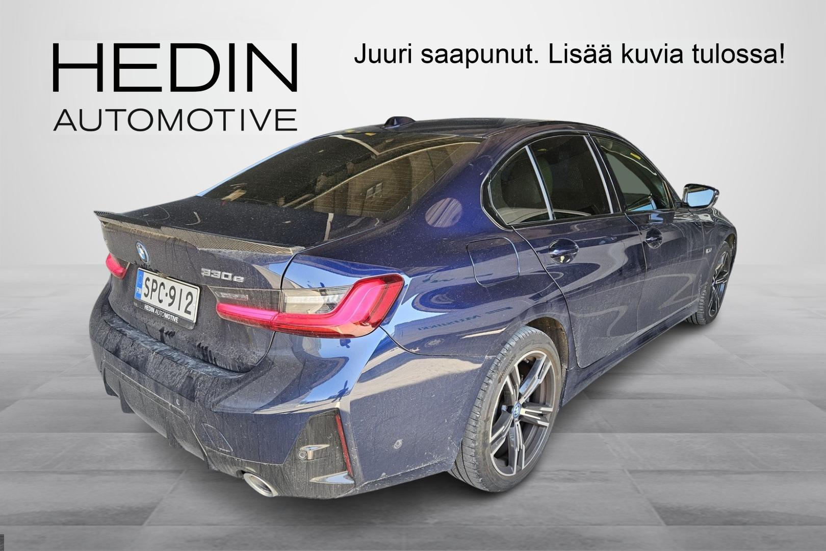 BMW 330 2023