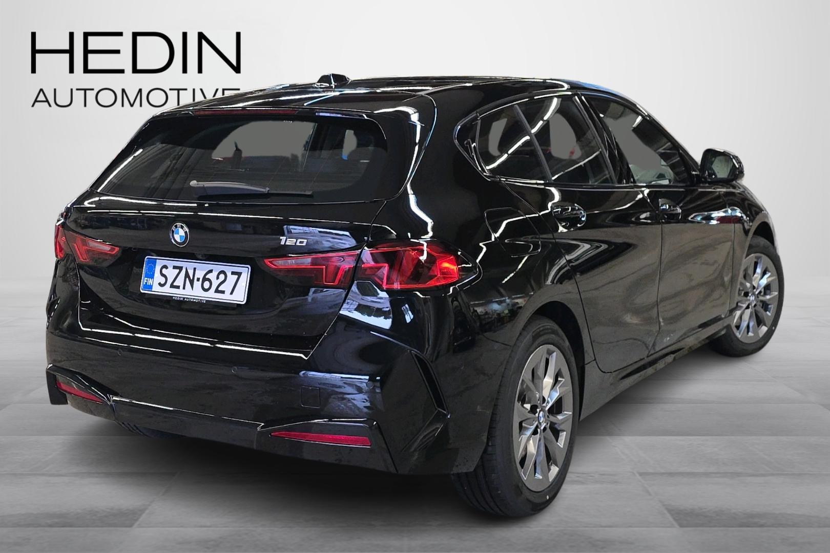 BMW 120 2026