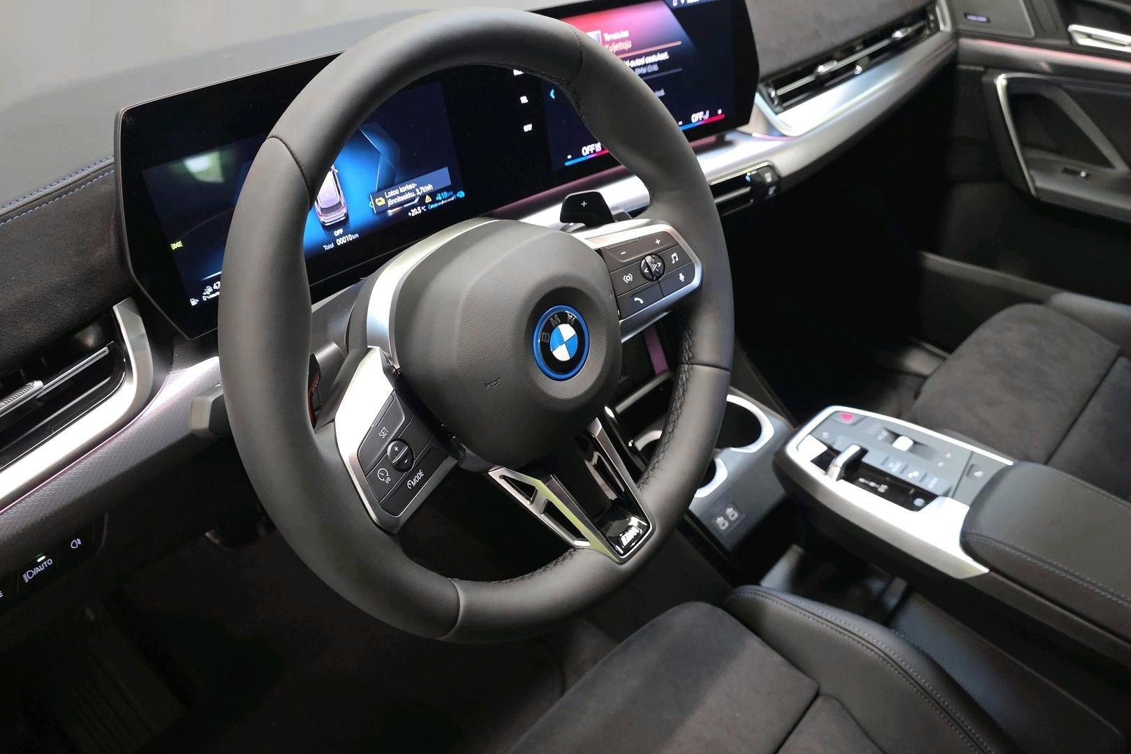 BMW X1 7