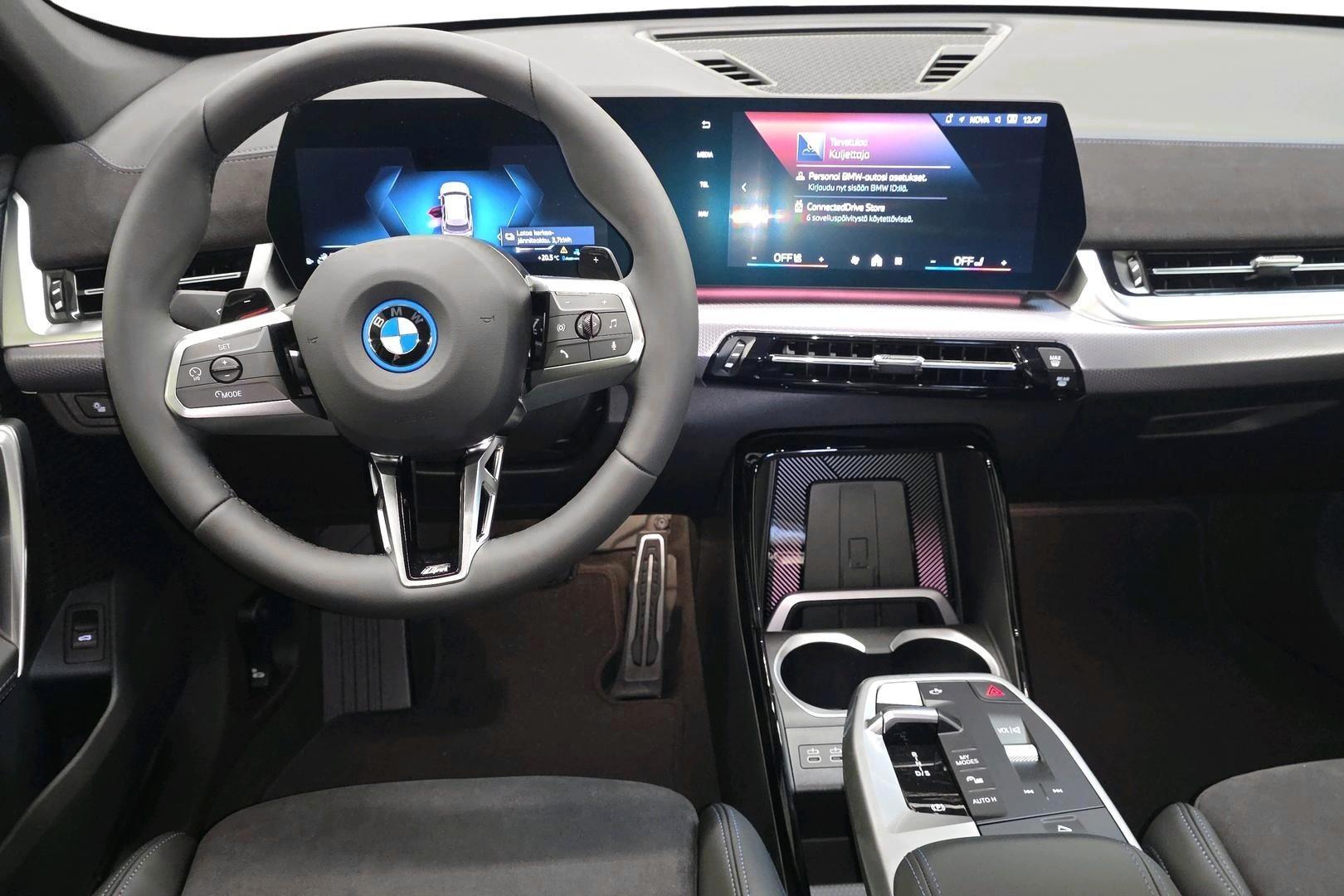 BMW X1 8