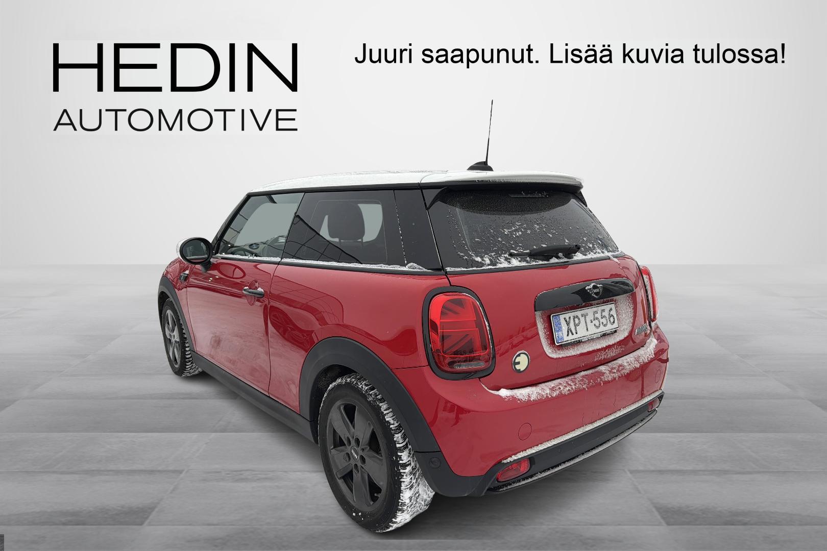 Mini Hatchback 2021