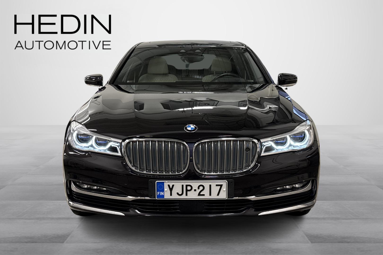 BMW 740 2017