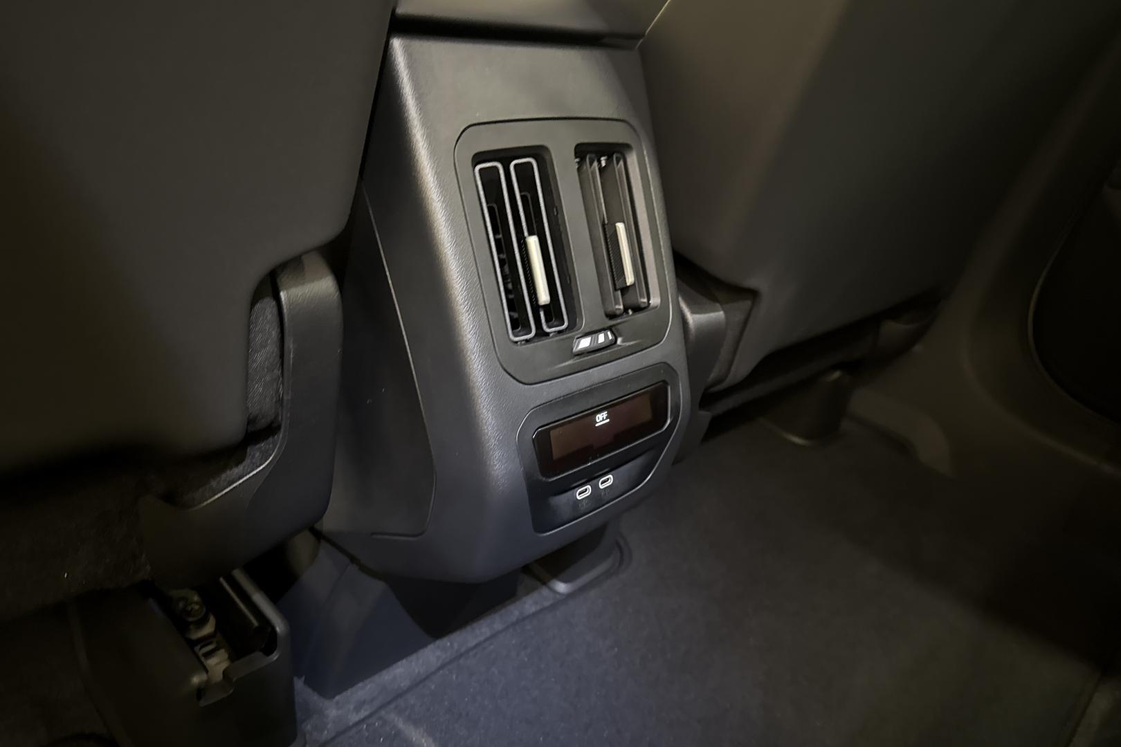 BMW iX3 2026