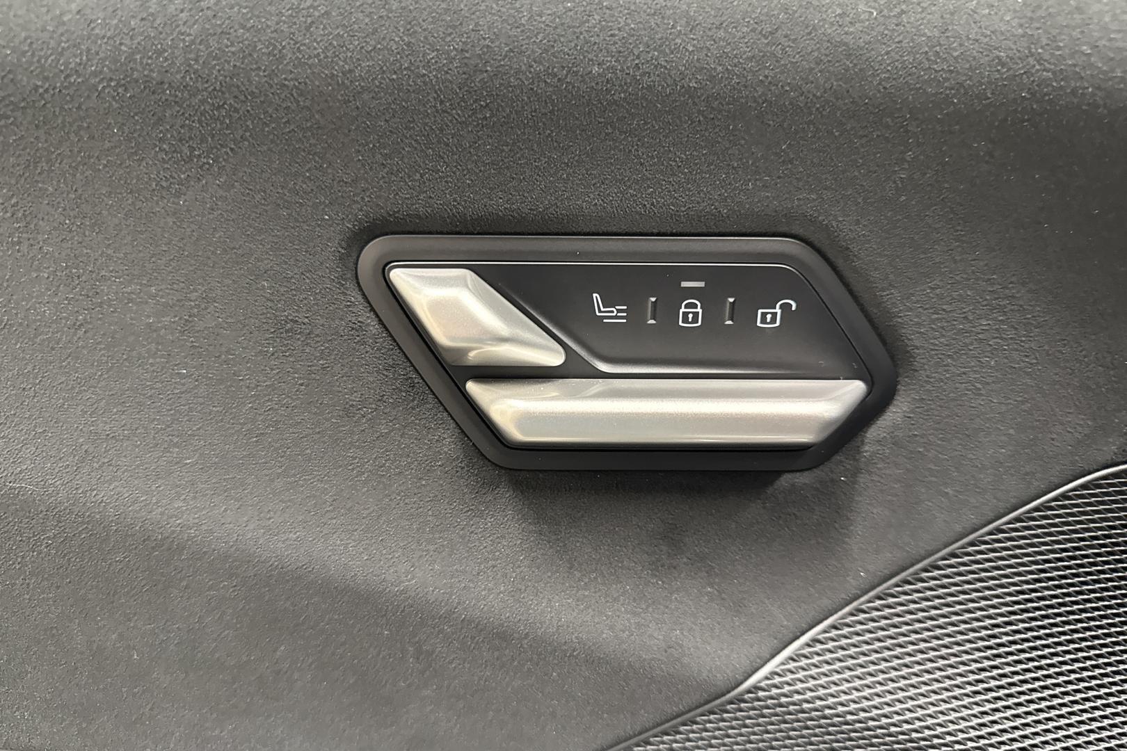 BMW iX3 2026