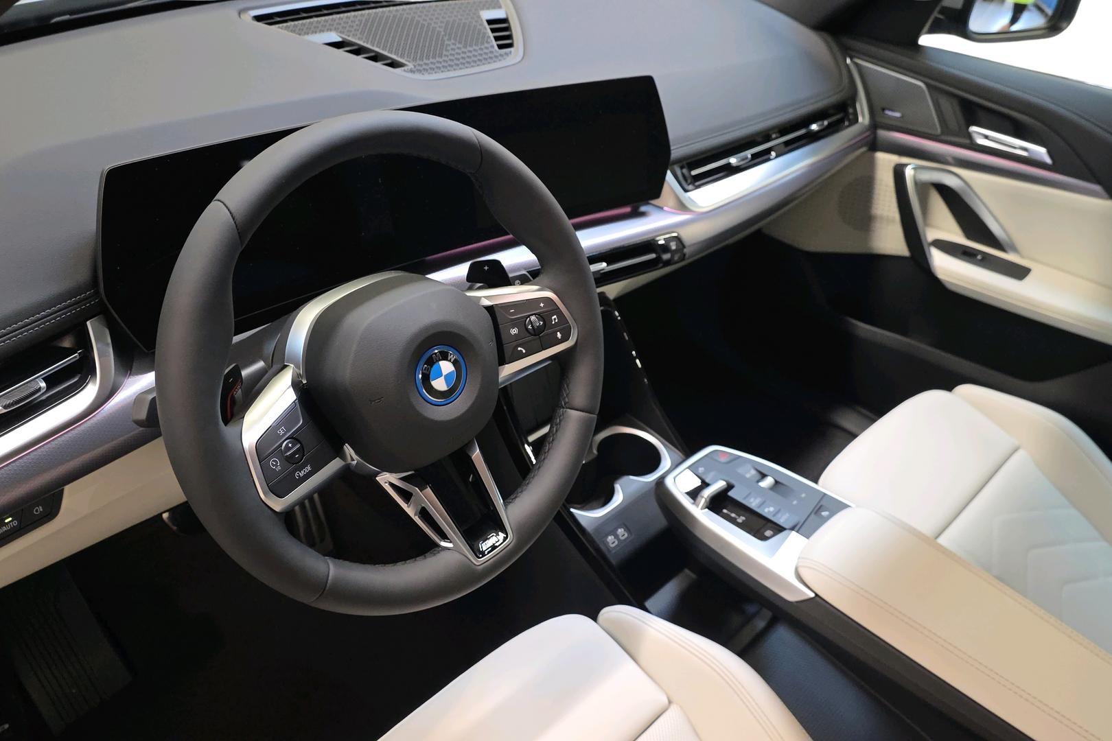 BMW X1 7